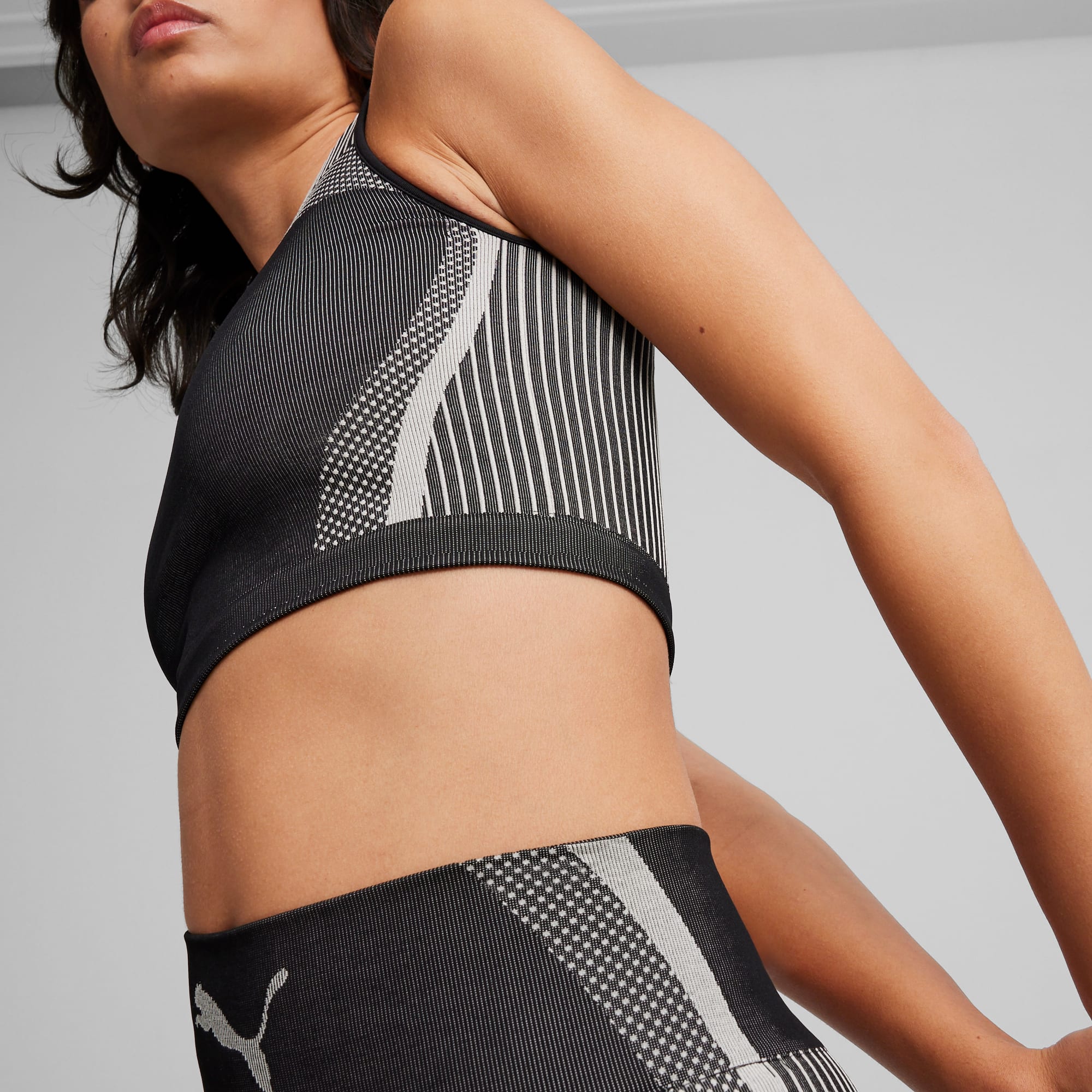 Puma trailblazer crop top cheap
