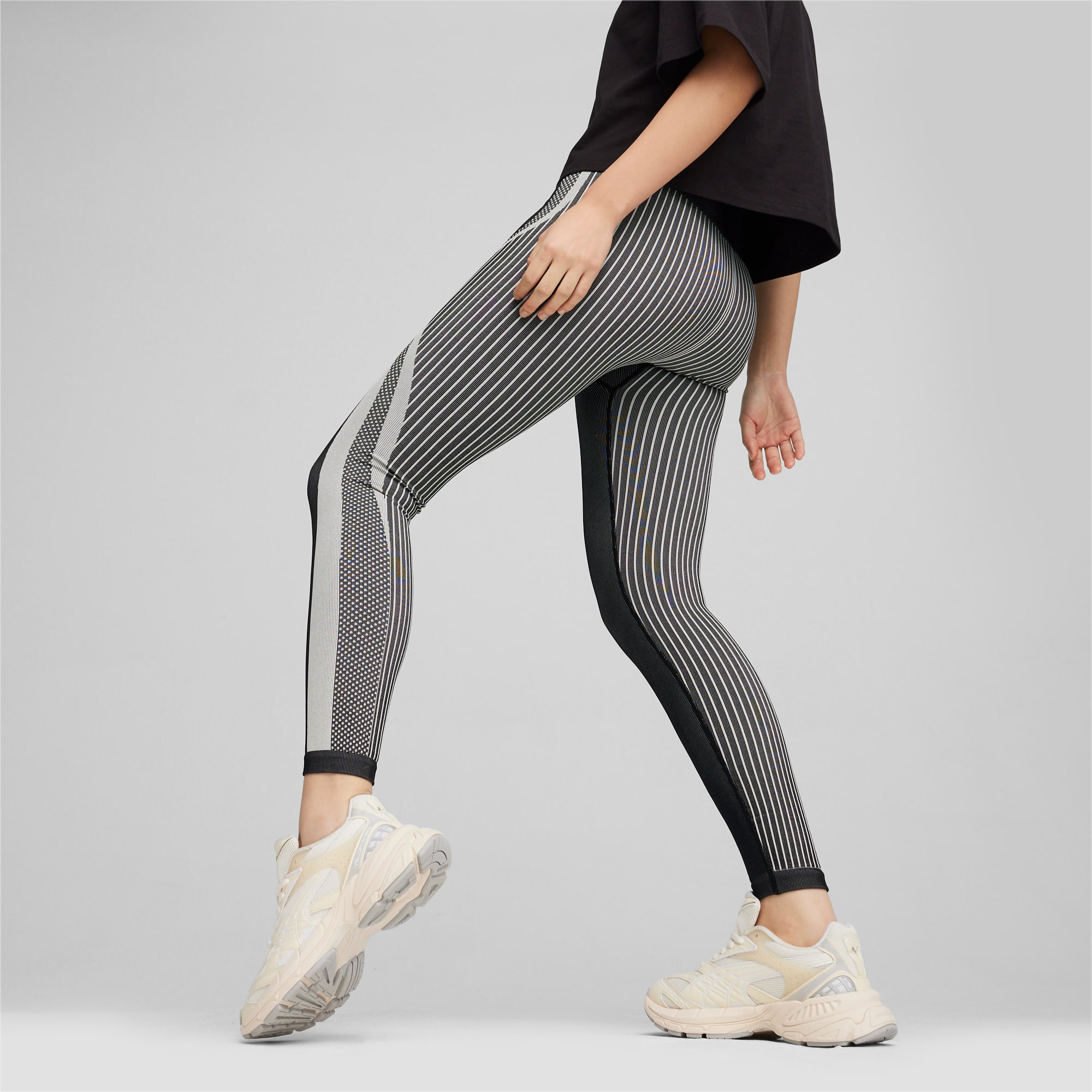 Puma Womens Clothing, Shoes & Sportswear Accessories – INSPORT