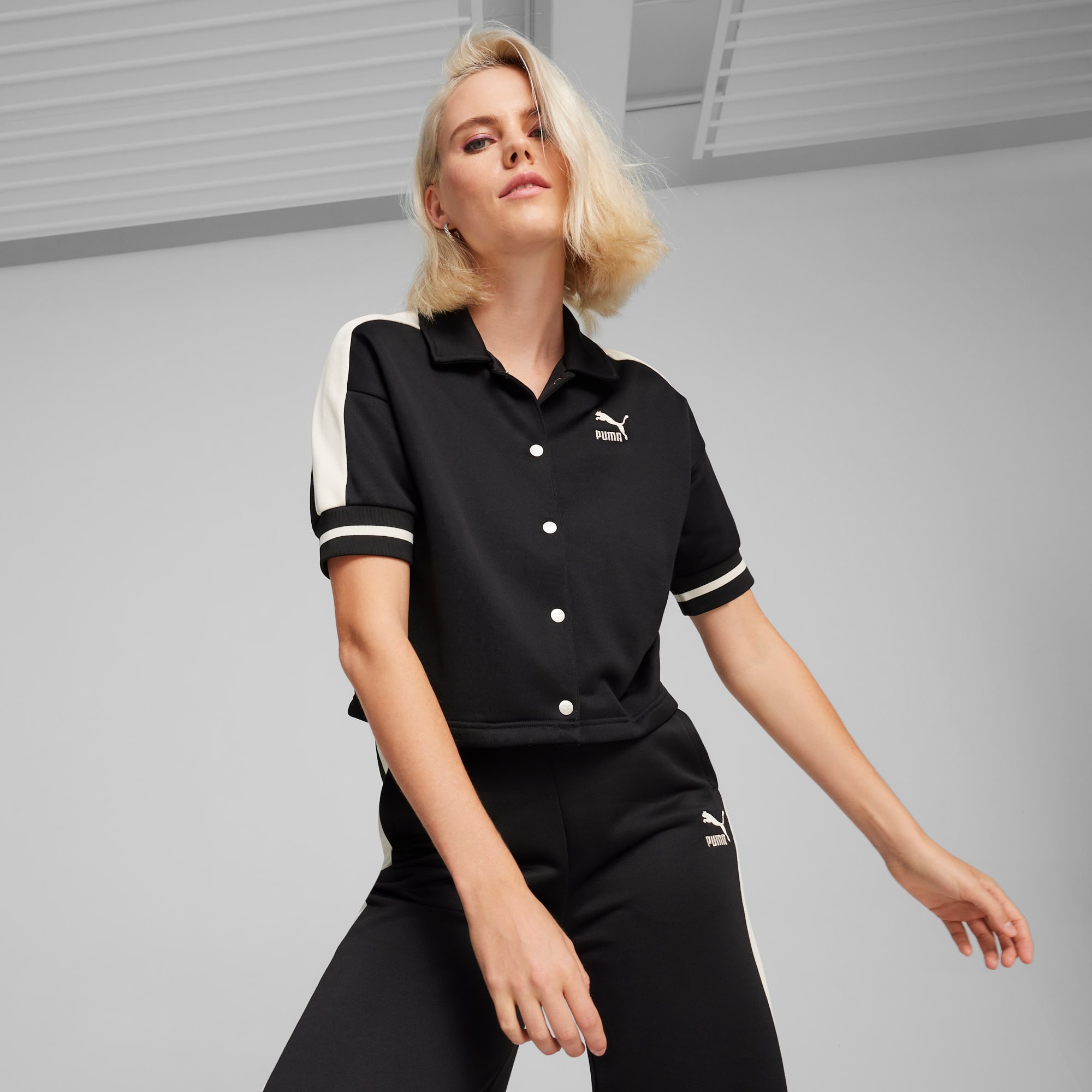 T7 Women s Track Jacket