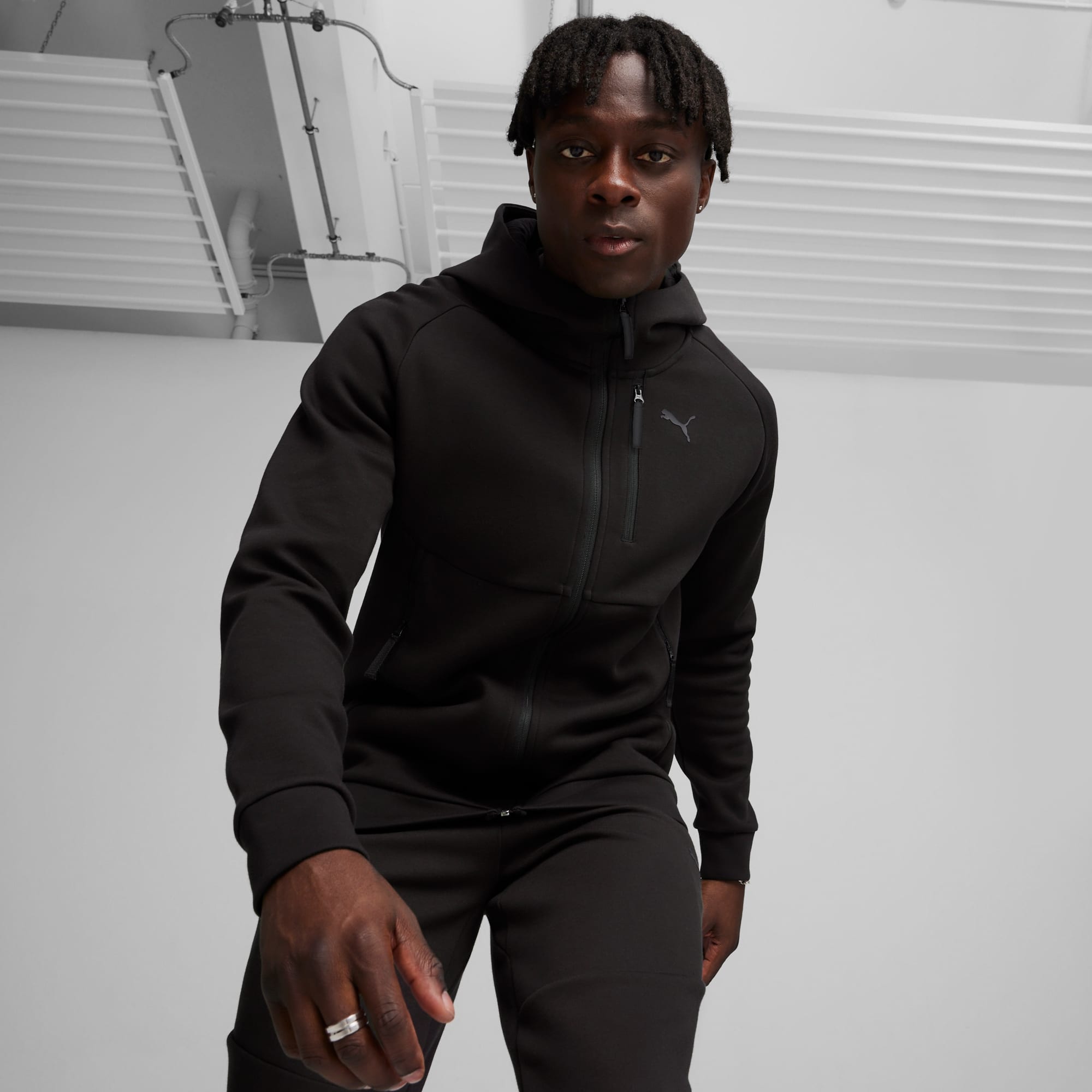 Puma tech shop