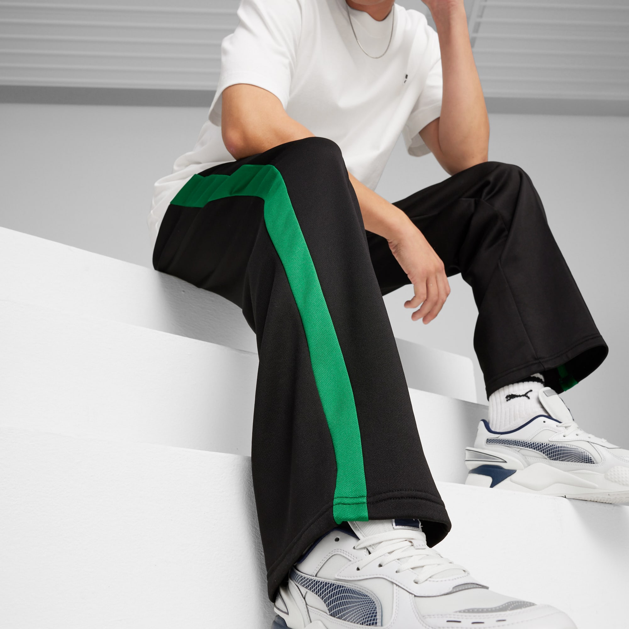 Puma Men's Regular Track Pants (524025_Black : : Clothing &  Accessories