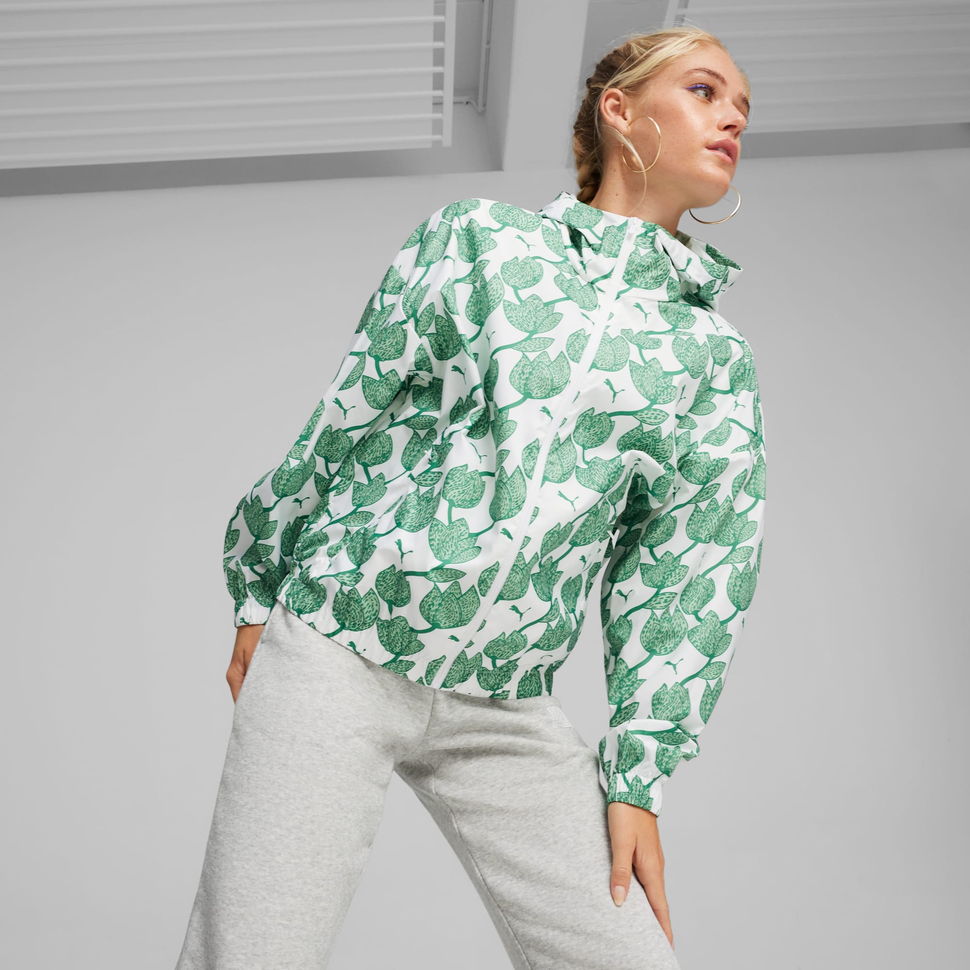 Blossom All-Over Print Women's Windbreaker