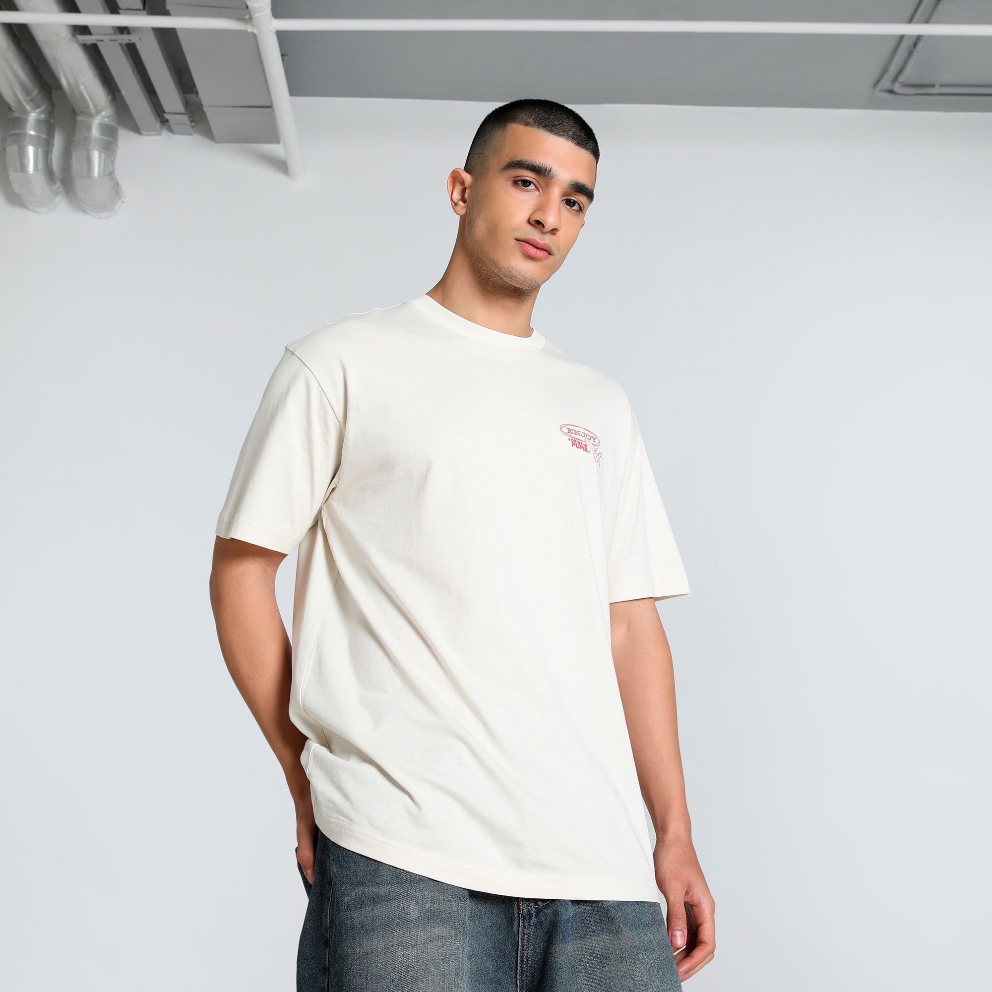 GRAPHICS Drive-In Men's Relaxed Fit Tee