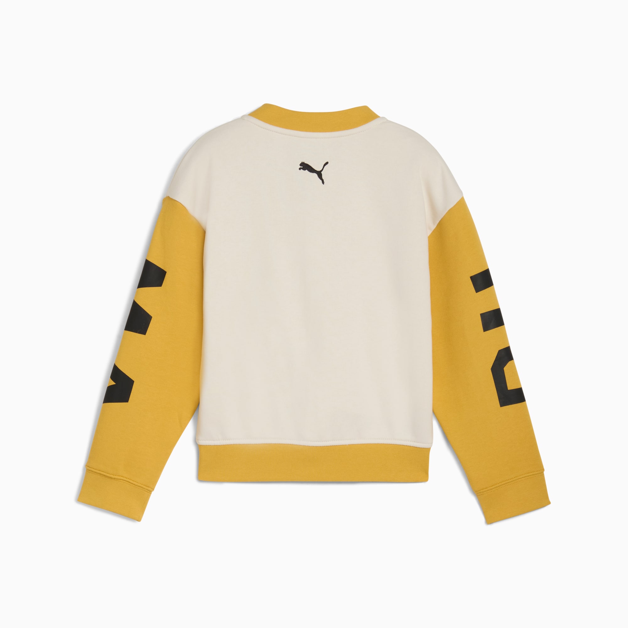 Gele PUMA sweater voor kinderen met logo en letters op de mouwen.