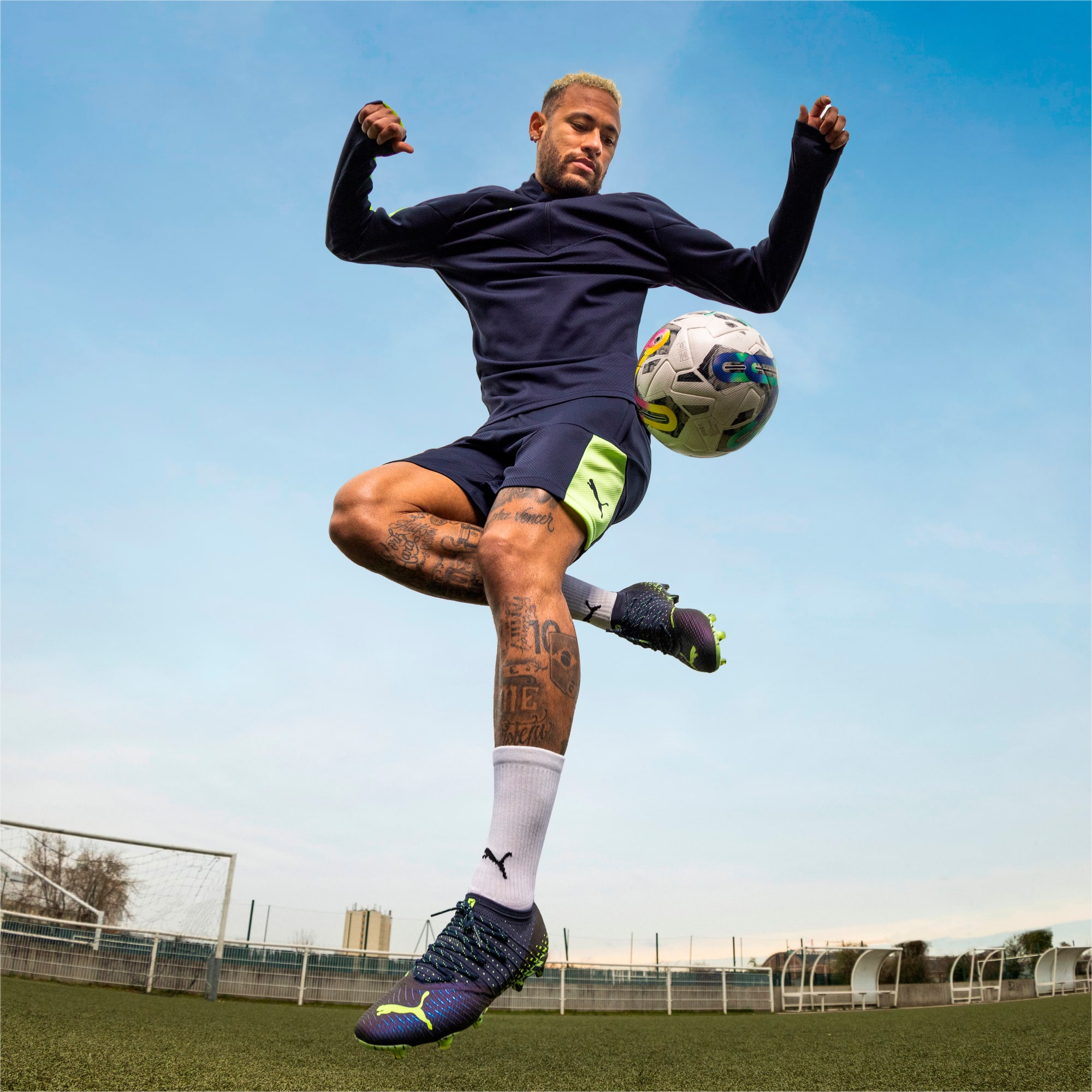 Puma football training shorts mens shop