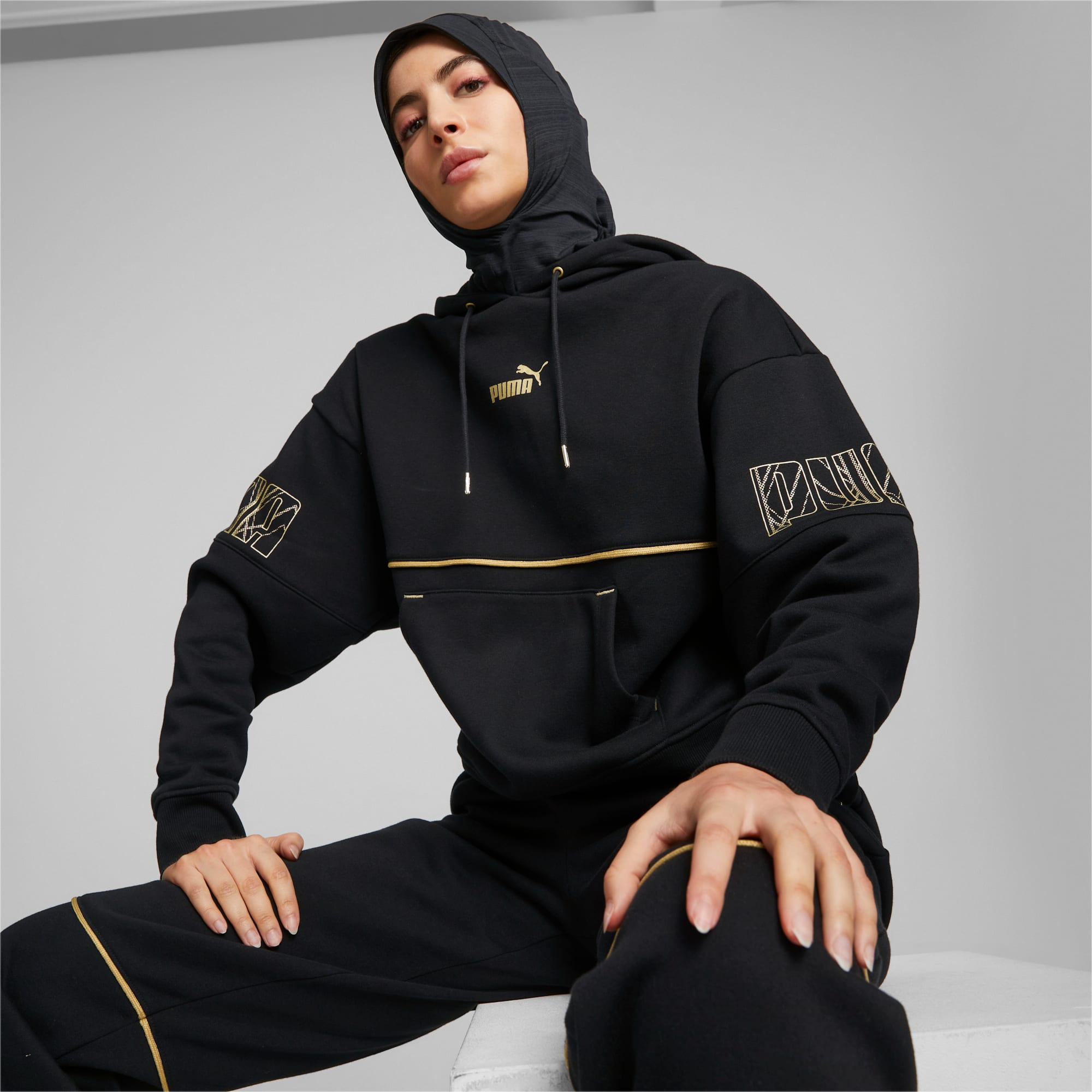 Puma black shop hoodie womens
