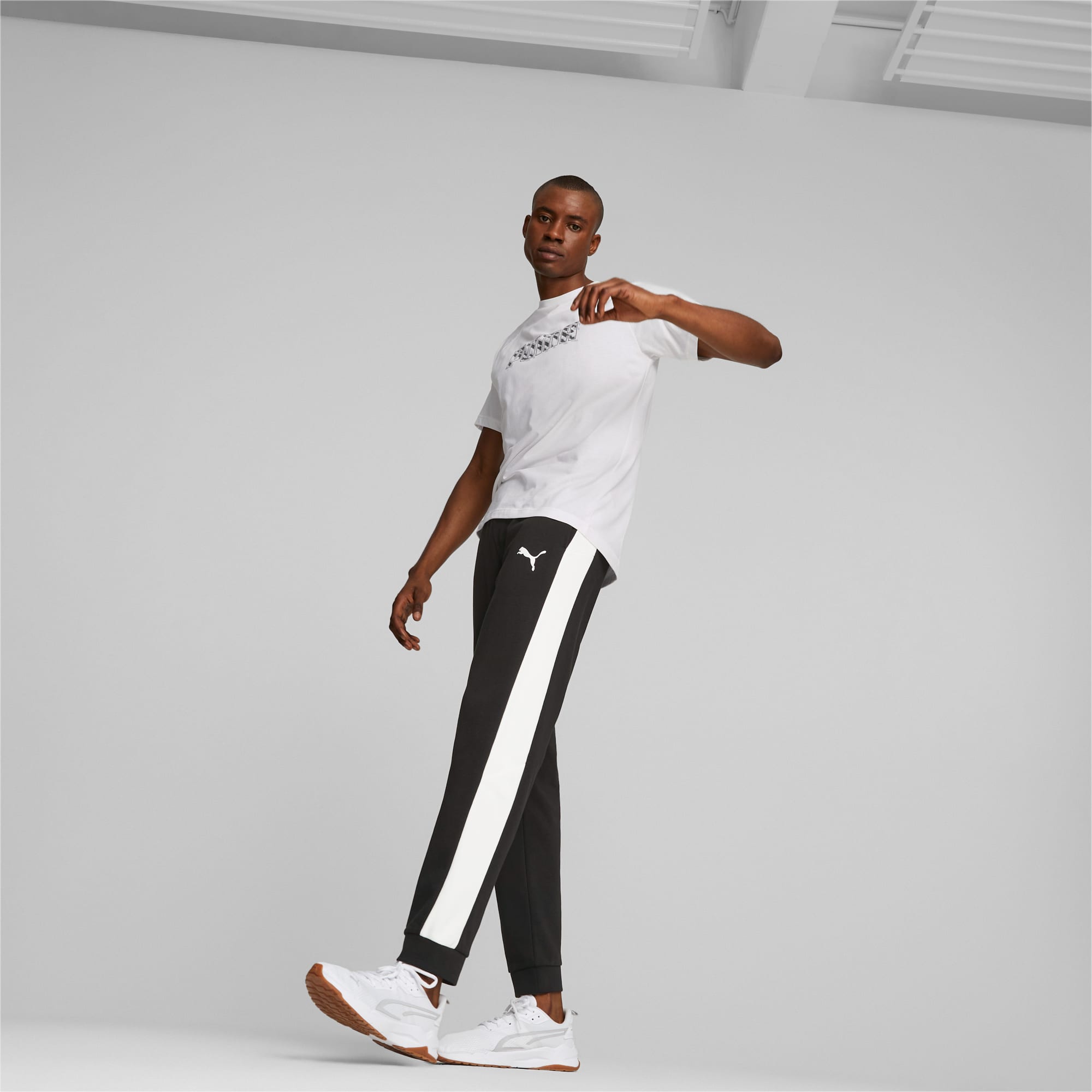 Puma regular hotsell fit sweatpants