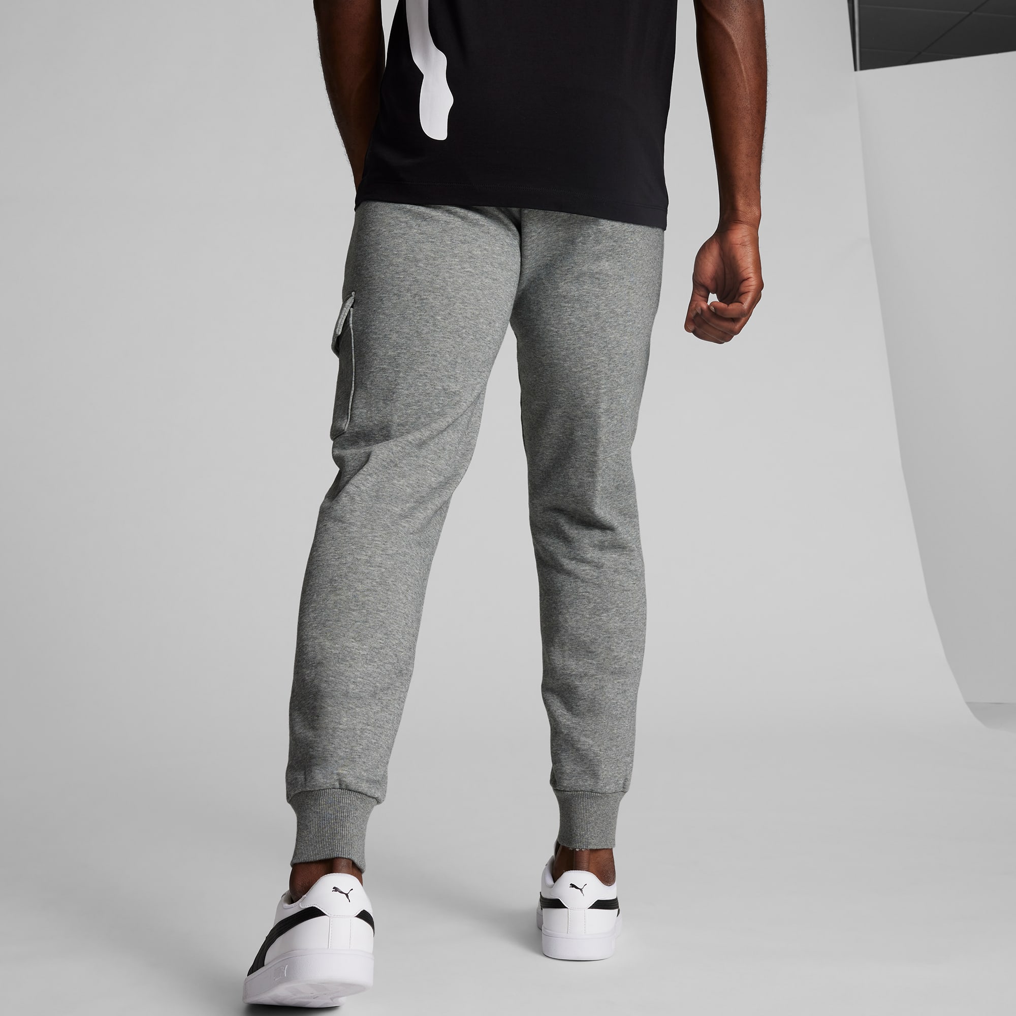 PUMA Pantalones cargo Essentials para hombre (disponibles en tallas grandes  y altas)