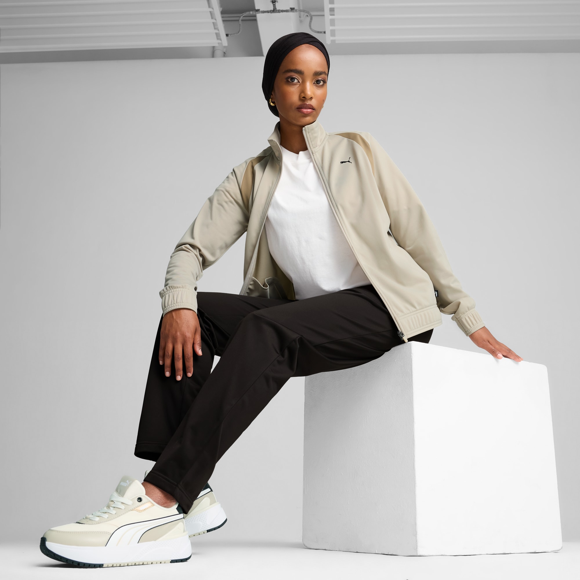 Puma classic trainingsanzug damen 2025