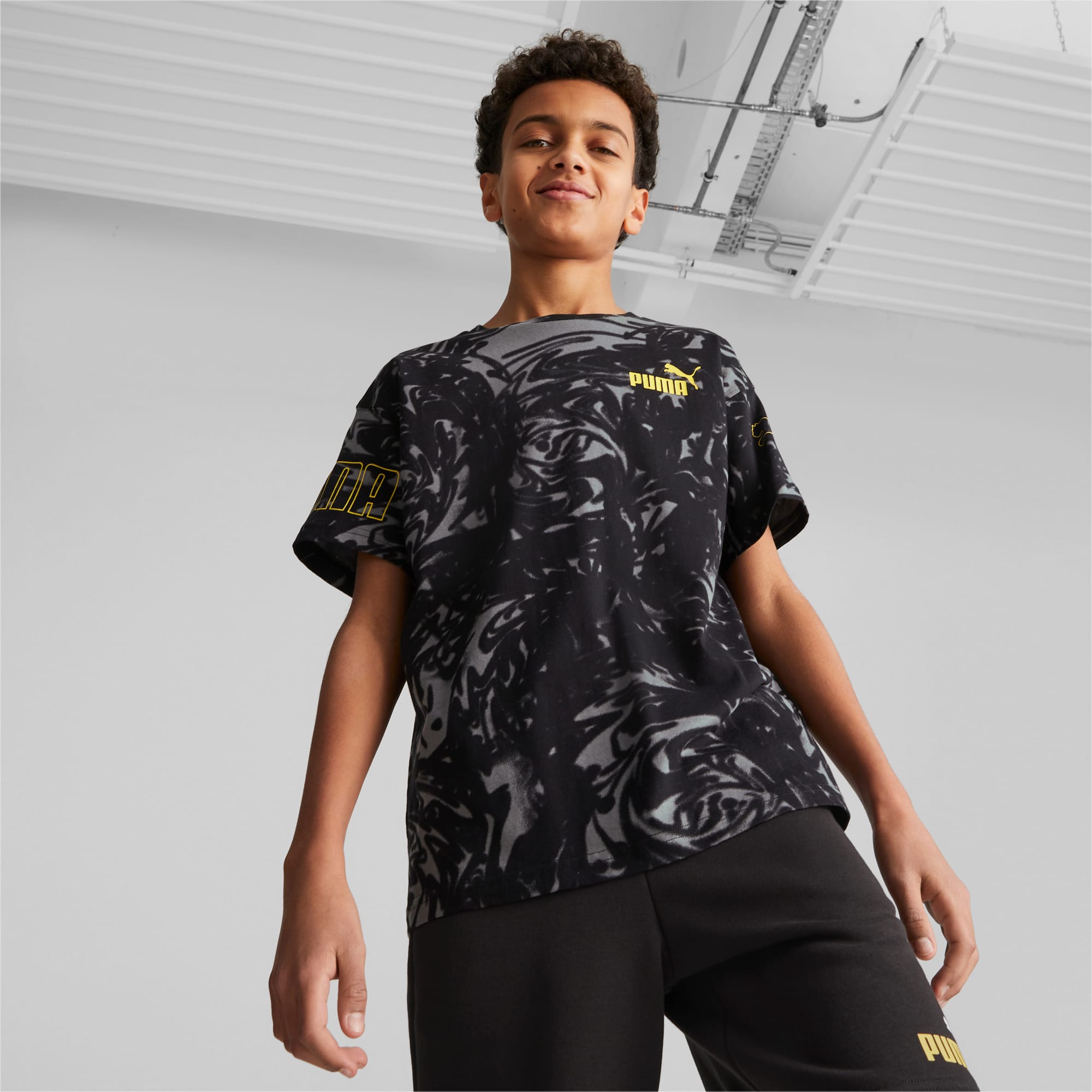 PUMA』ビッグロゴトレーニングウエア 半袖 Tシャツ(160)紺 黄色 - 通販