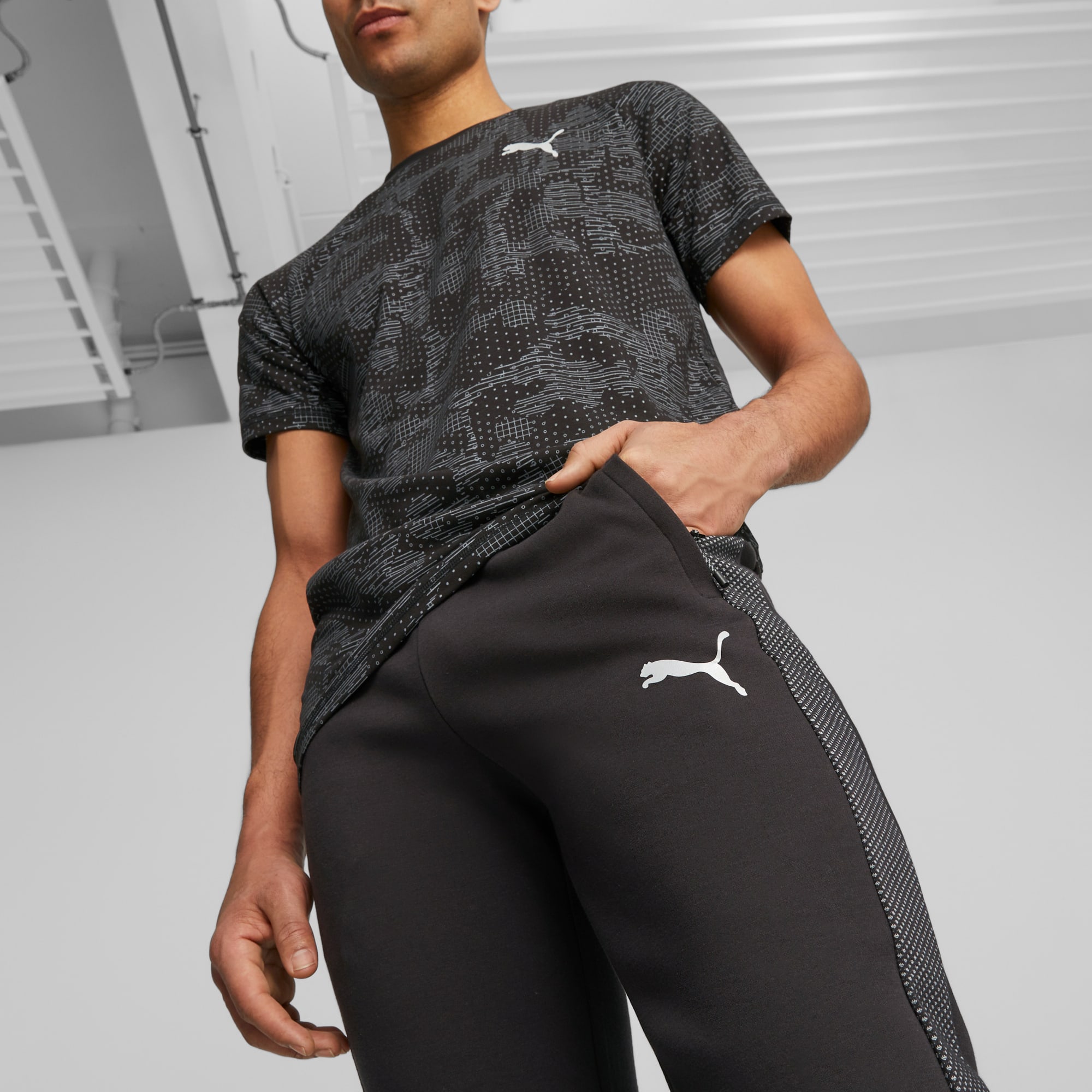 Puma slim fit sweatpants store