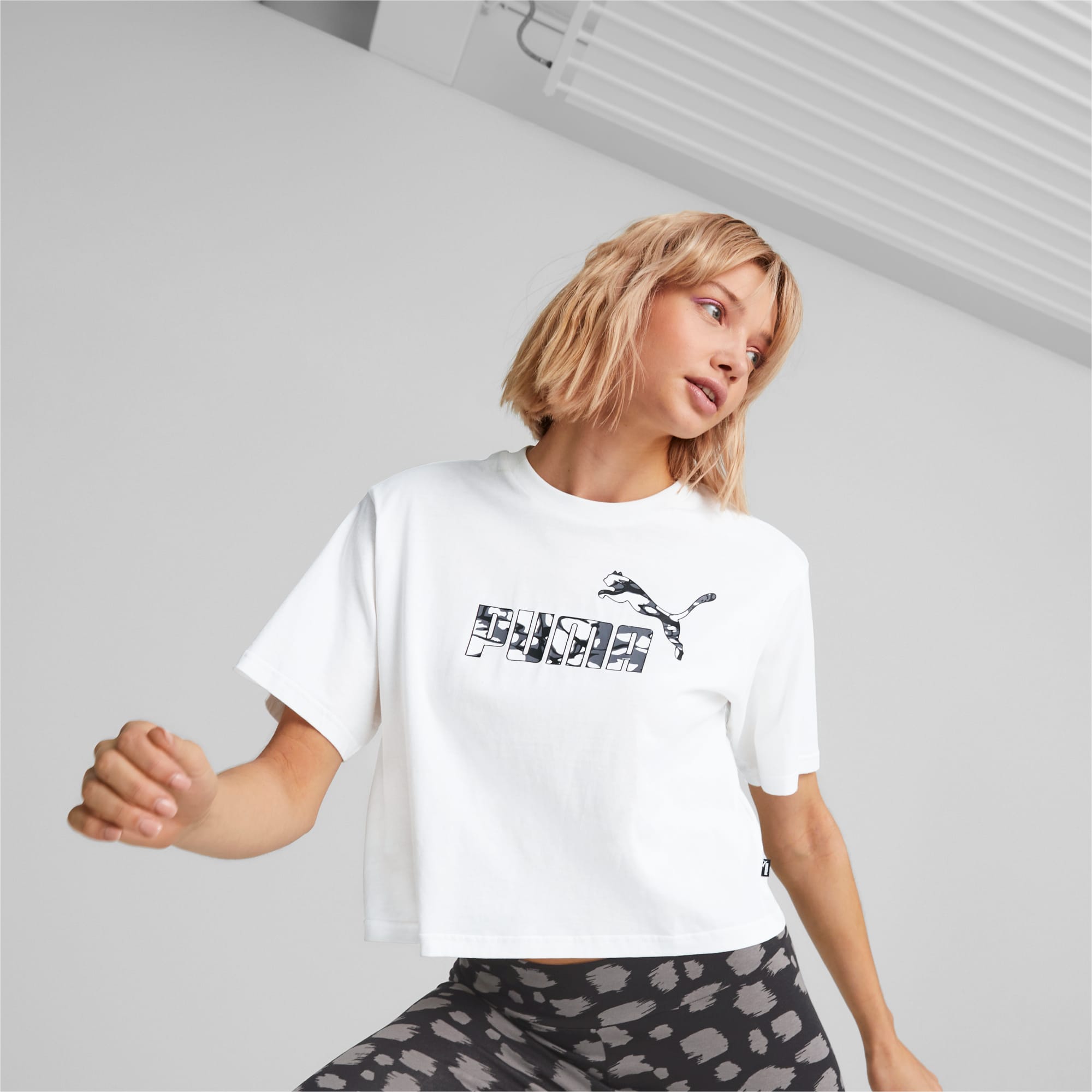 Summer Splash Graphic Tee Women | PUMA White | PUMA Friends & Family Sale |  PUMA