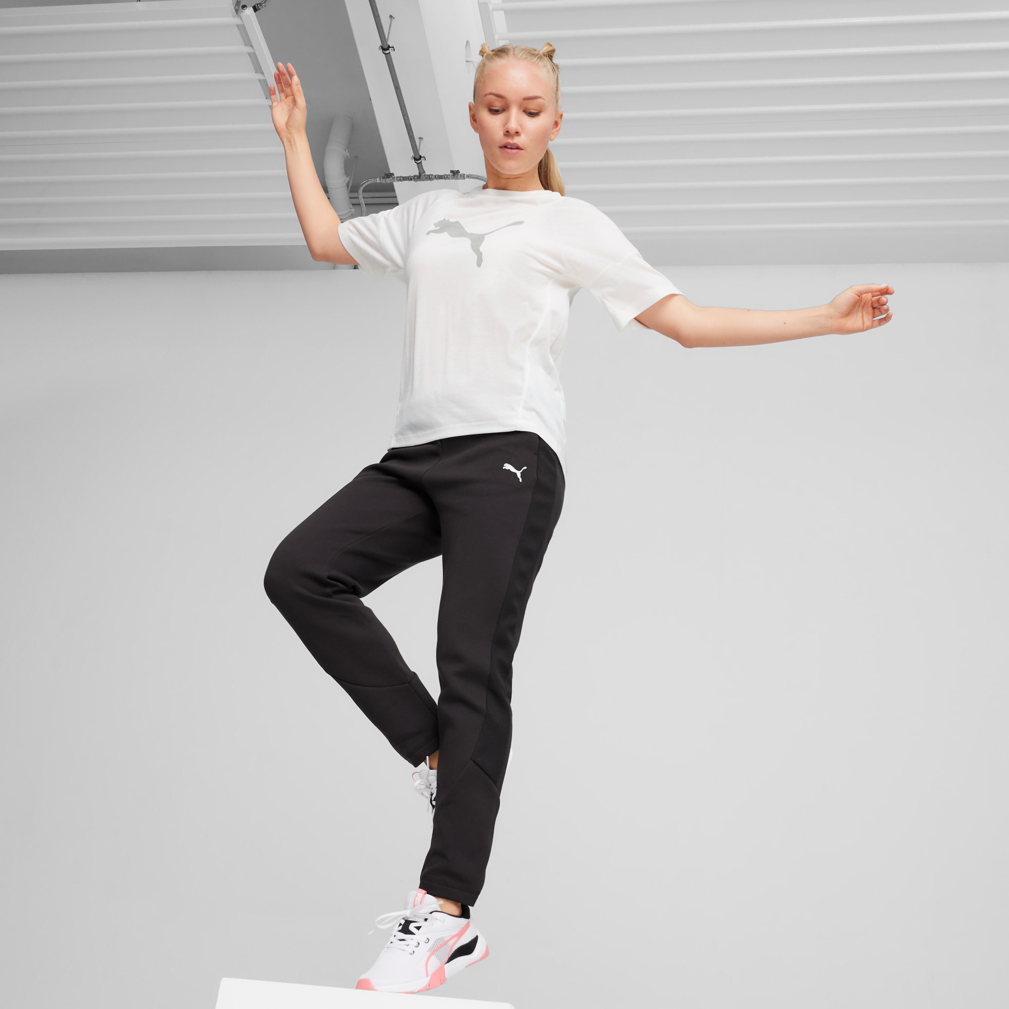 Evostripe women's sweatpants shop