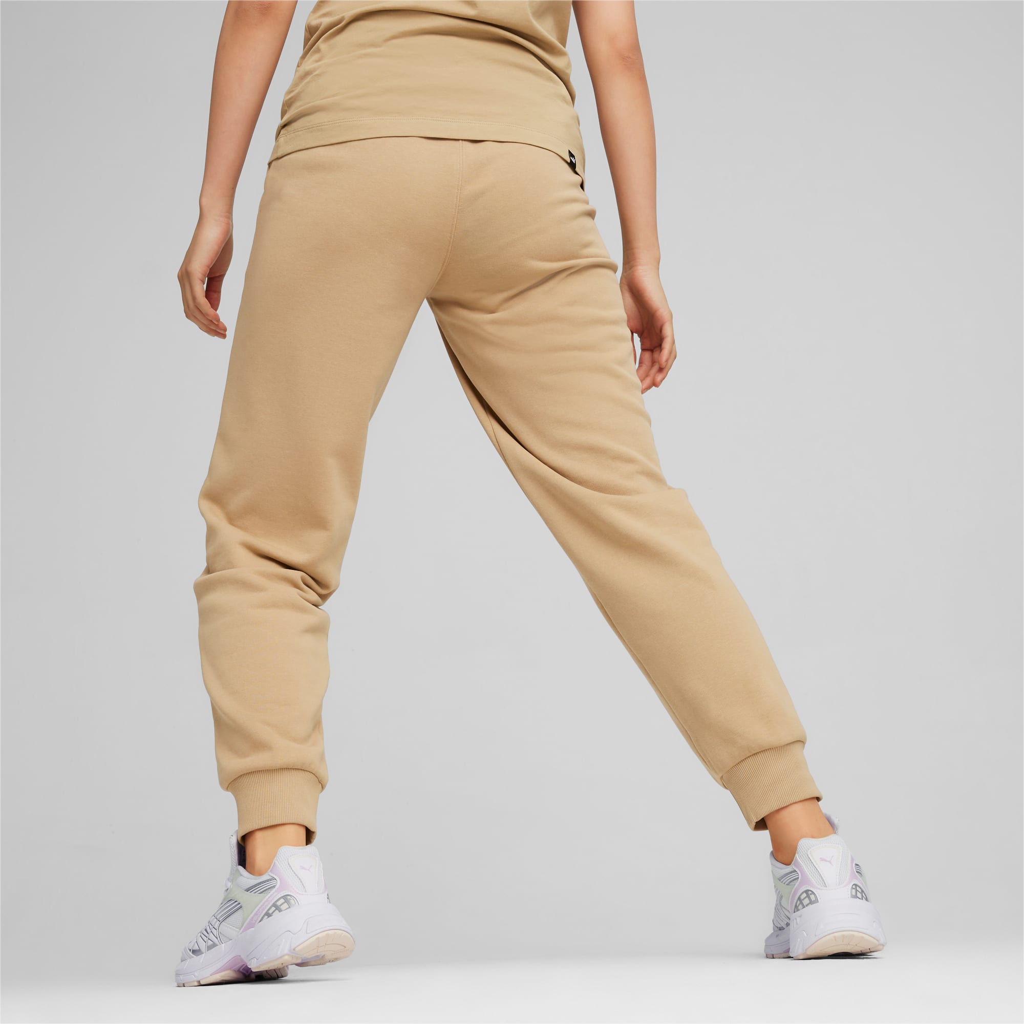 PUMA SQUAD Women s Track Pants
