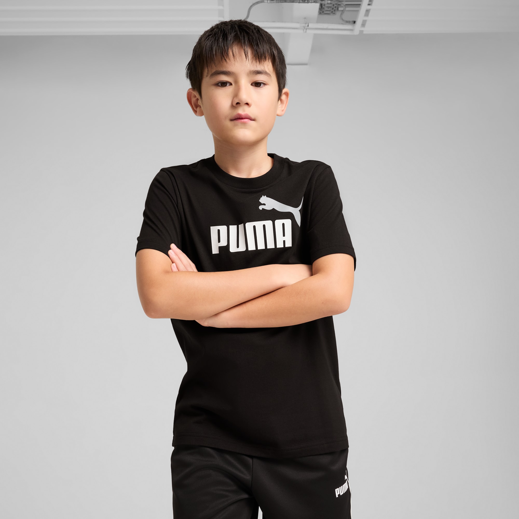 Puma イタリア国旗 ロゴ スポーツウェアセットインポートМサイズ PUMA公式】ボーイズ ESS 2 カラー NO.1 ロゴ 半袖 Tシャツ 120-160cm