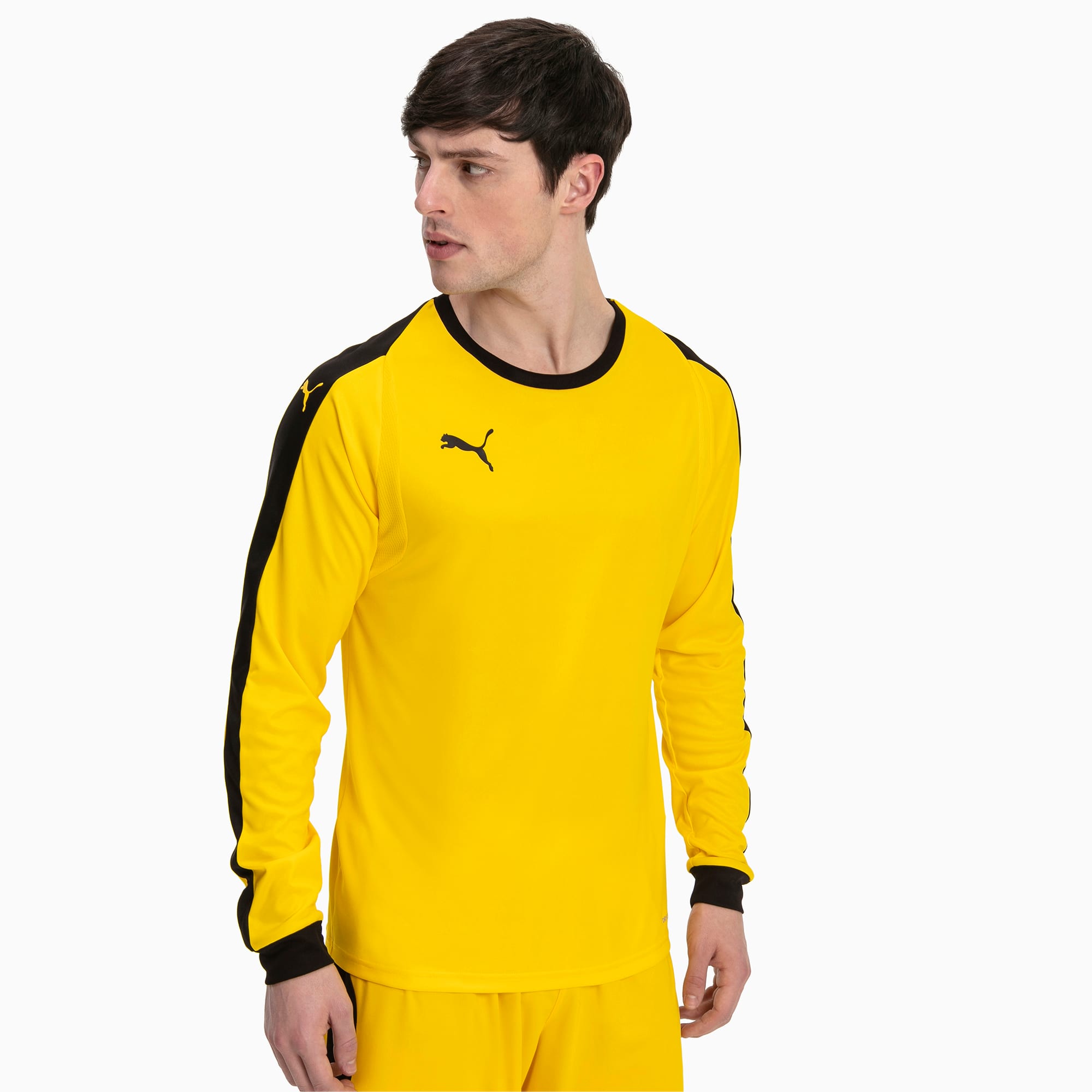 yellow goalkeeper jersey