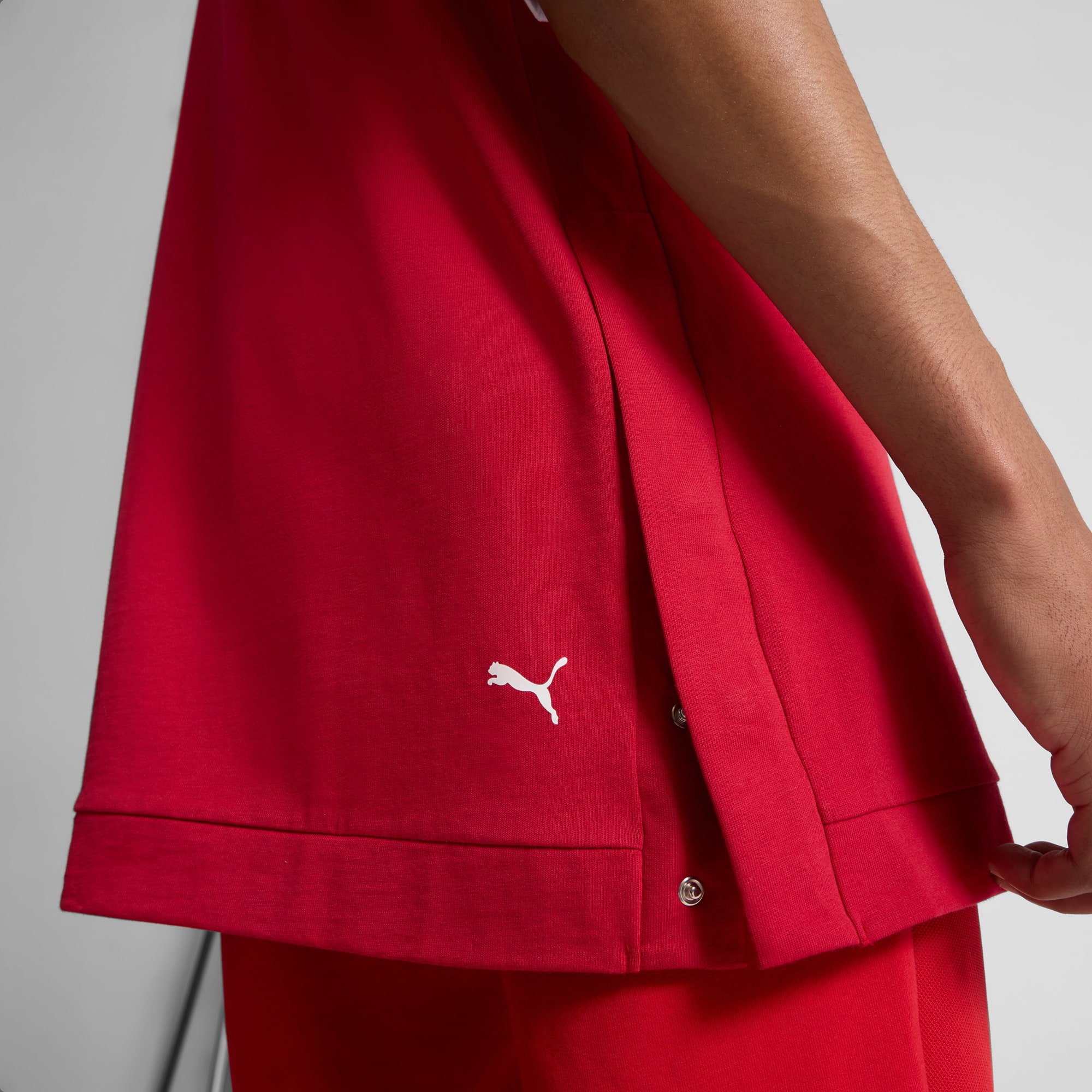 Scuderia-Ferrari-2025-Men's-