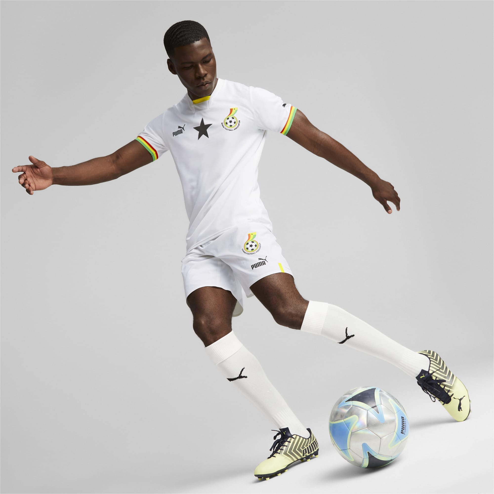 Ghana Home 22 23 Replica Jersey Men black PUMA