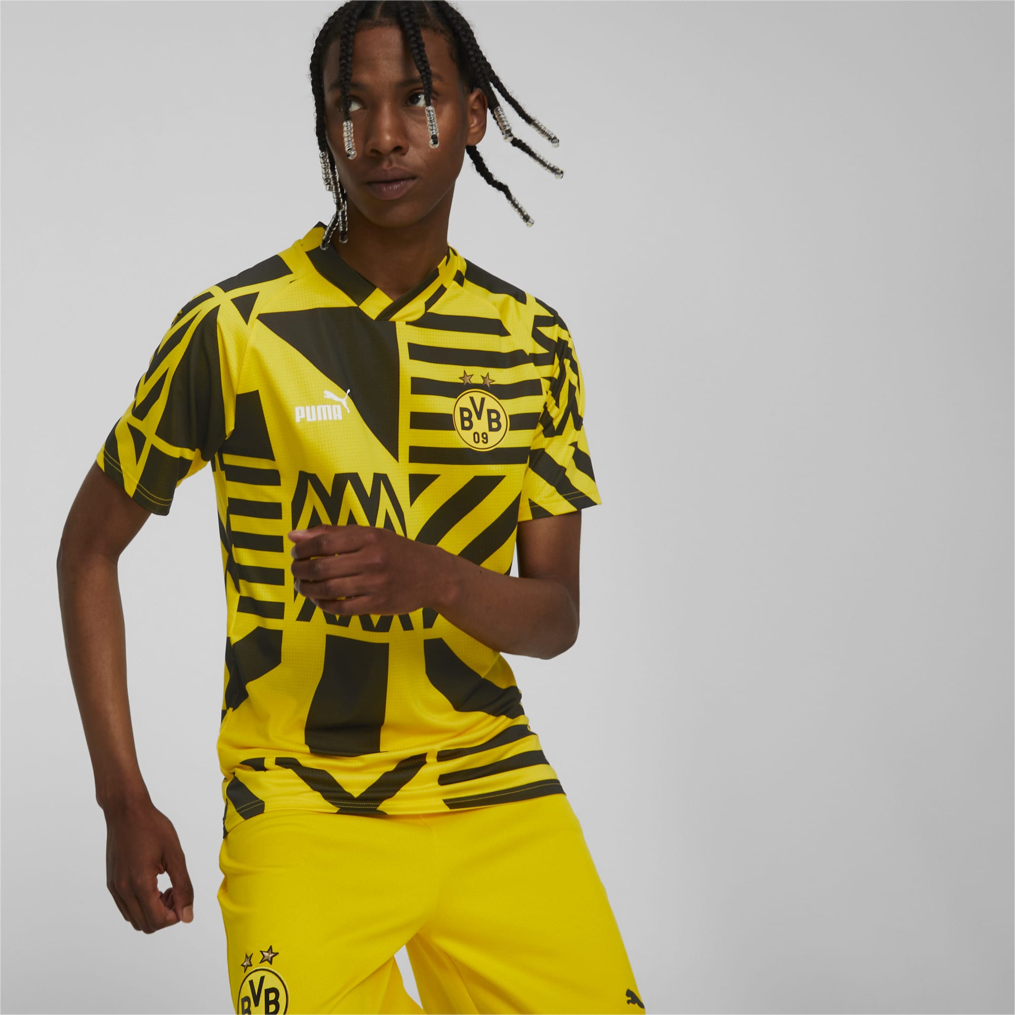 Borussia Dortmund Football Prematch Jersey Men - Puma Black-Cyber Yellow - PUMA BVB - PUMA United Kingdom