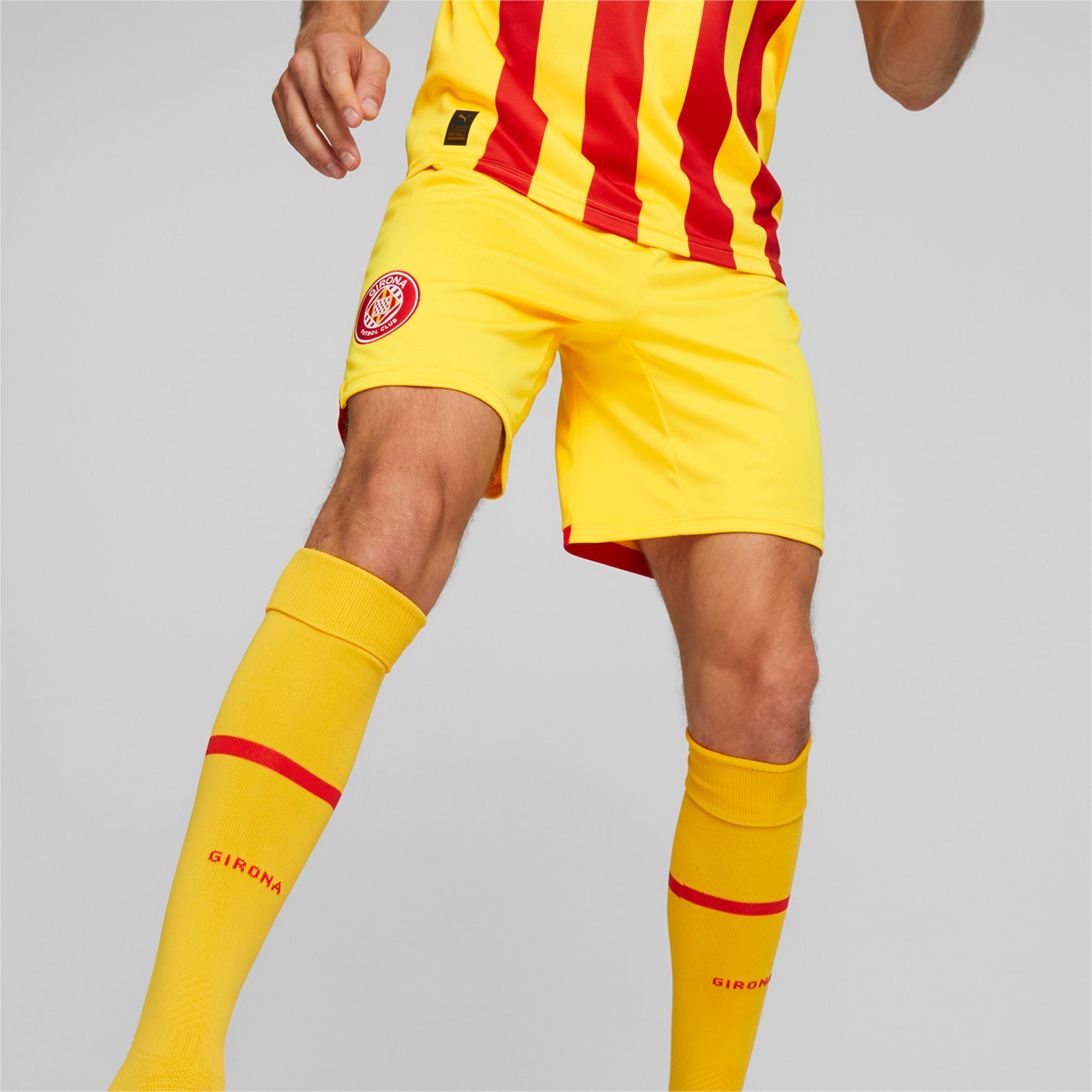 PUMA Girona FC 2022/23 Replica Shorts für in Gelb für Herren Herren Bekleidung Kurze Hosen 