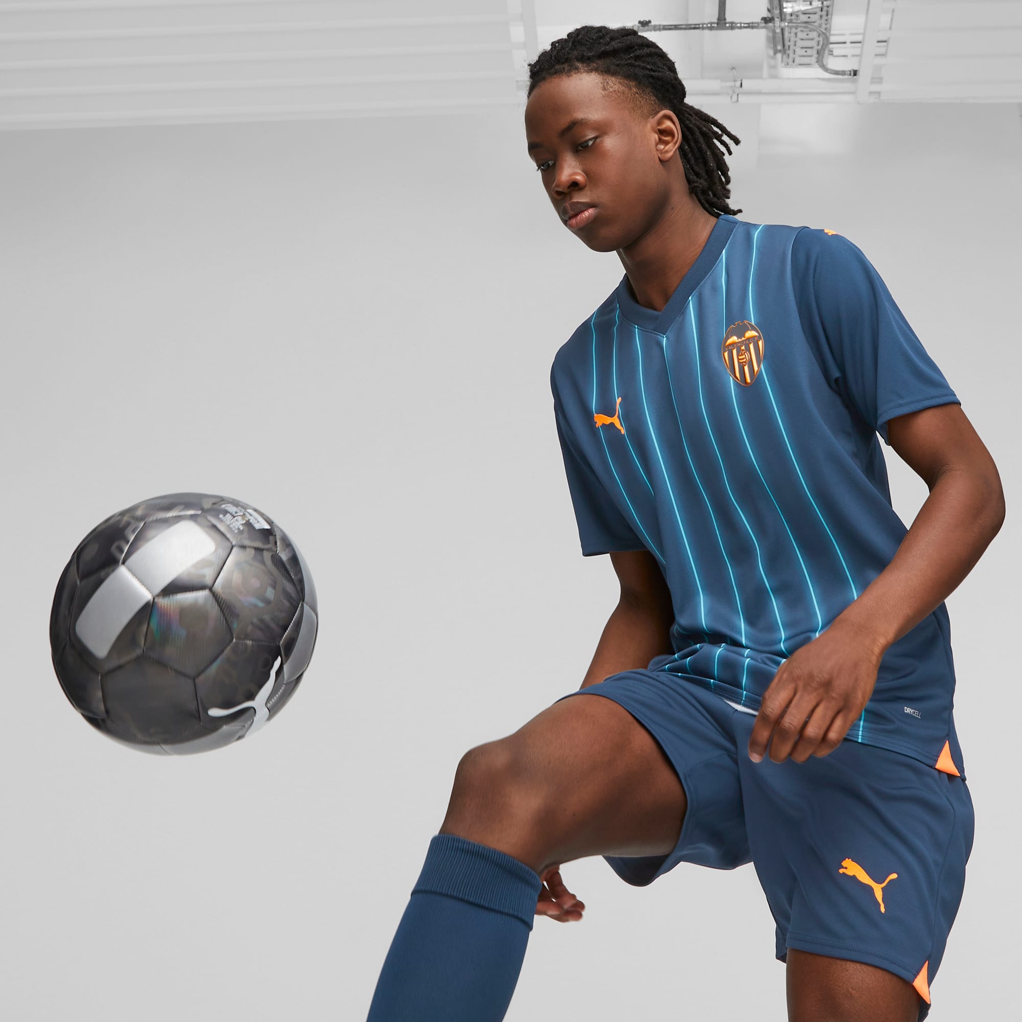 Valencia cf sales third kit
