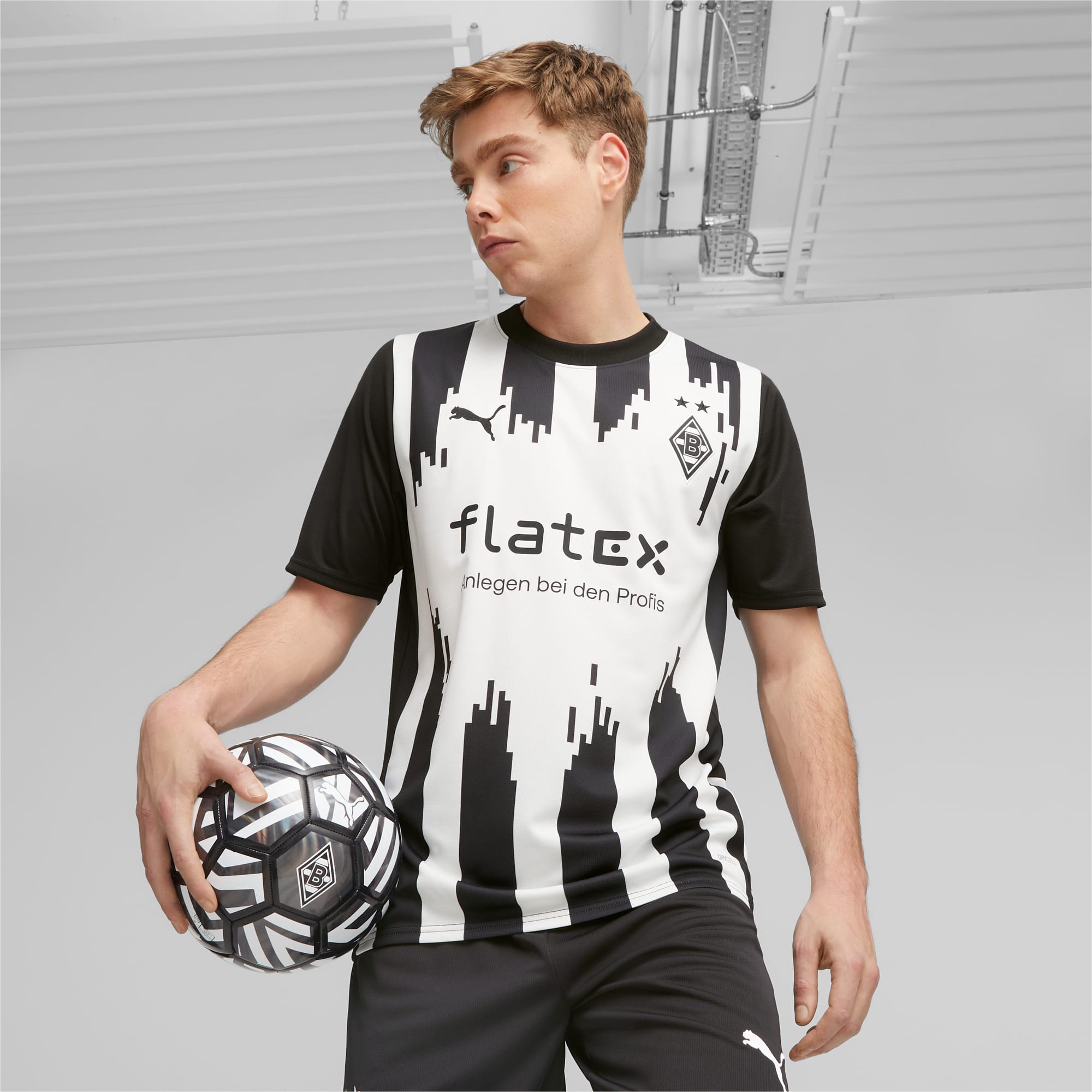 Monchengladbach hotsell third kit