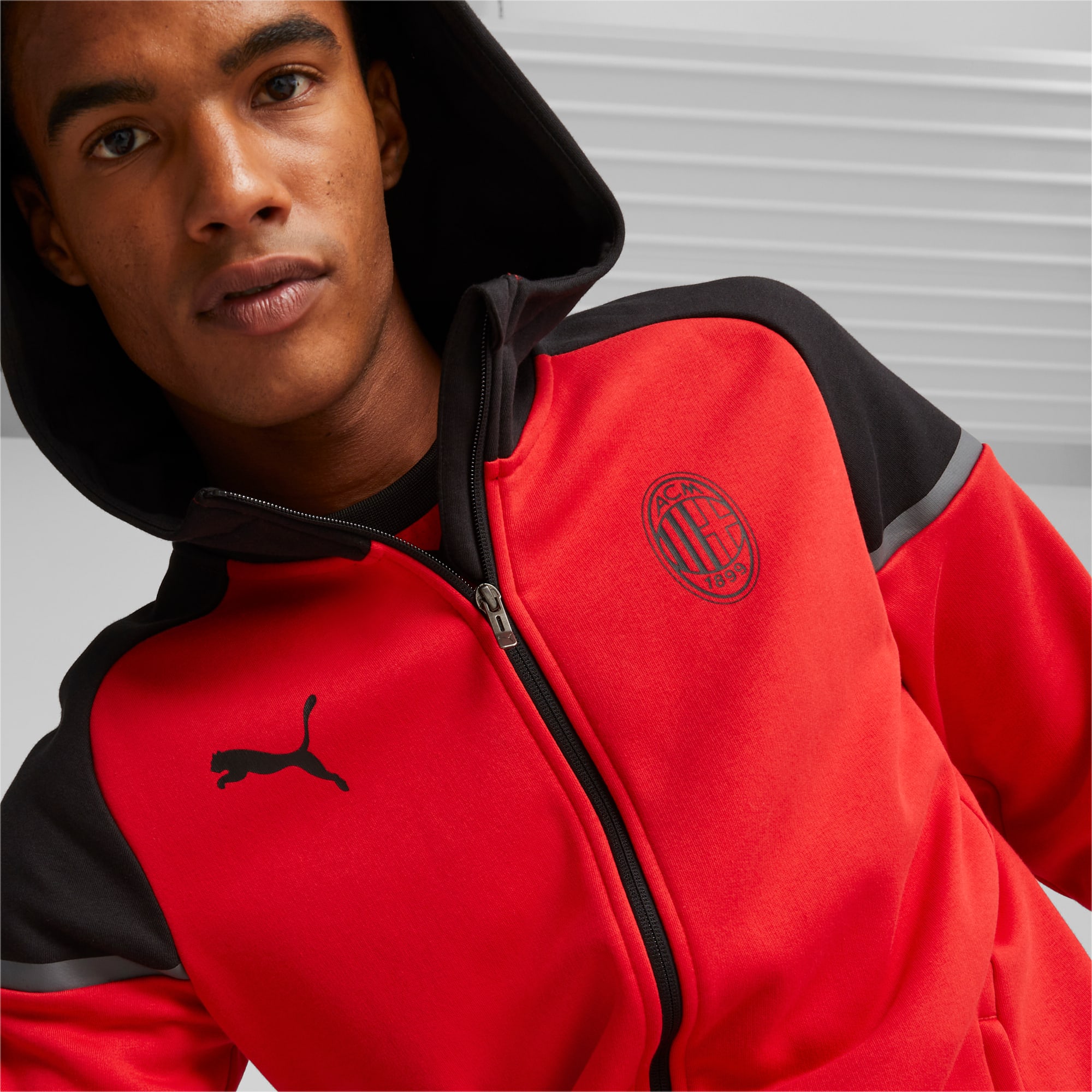 AC Milan Football Casuals Hooded Jacket, black