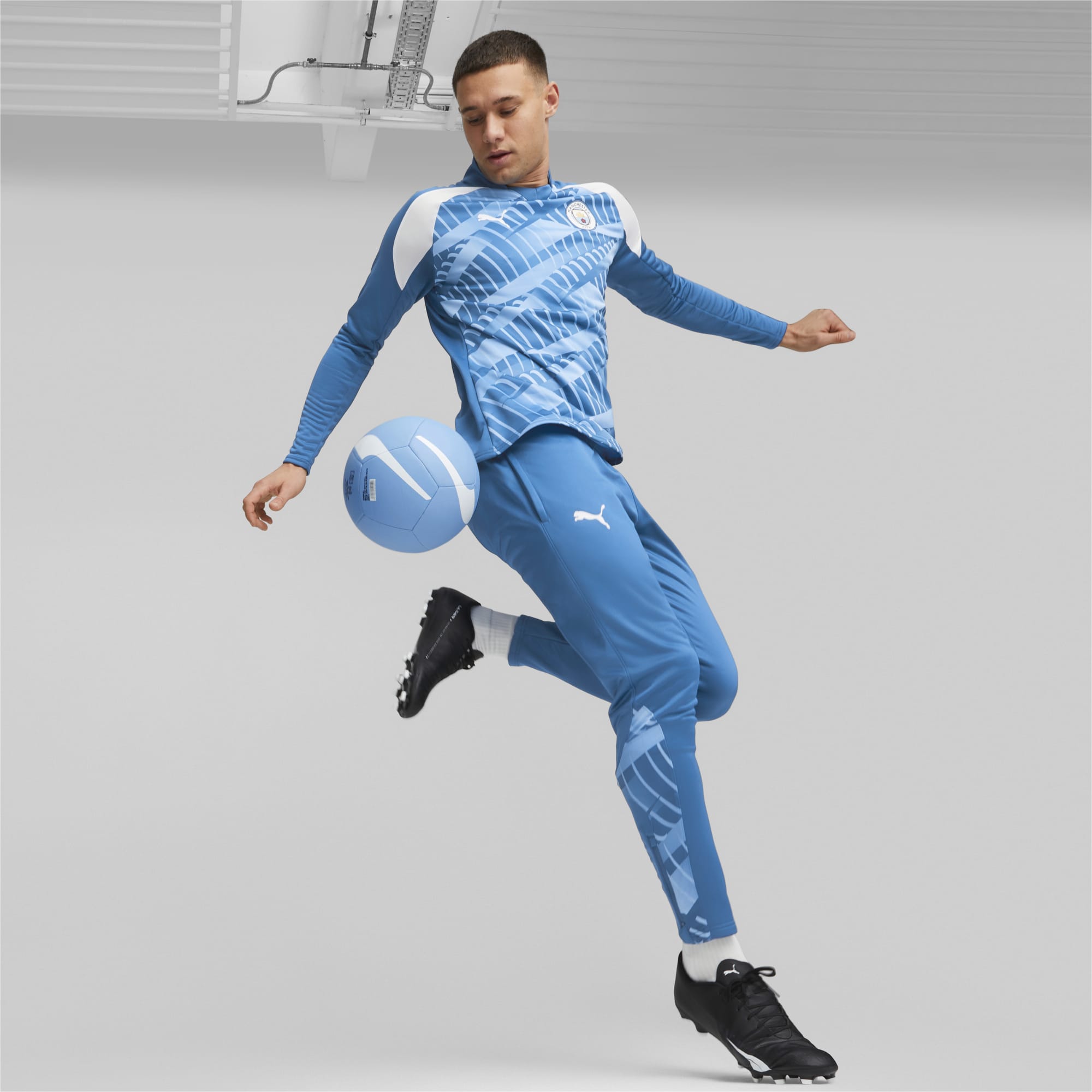 PUMA公式】メンズ マンチェスター シティFC 2023-24 プレマッチ ニット