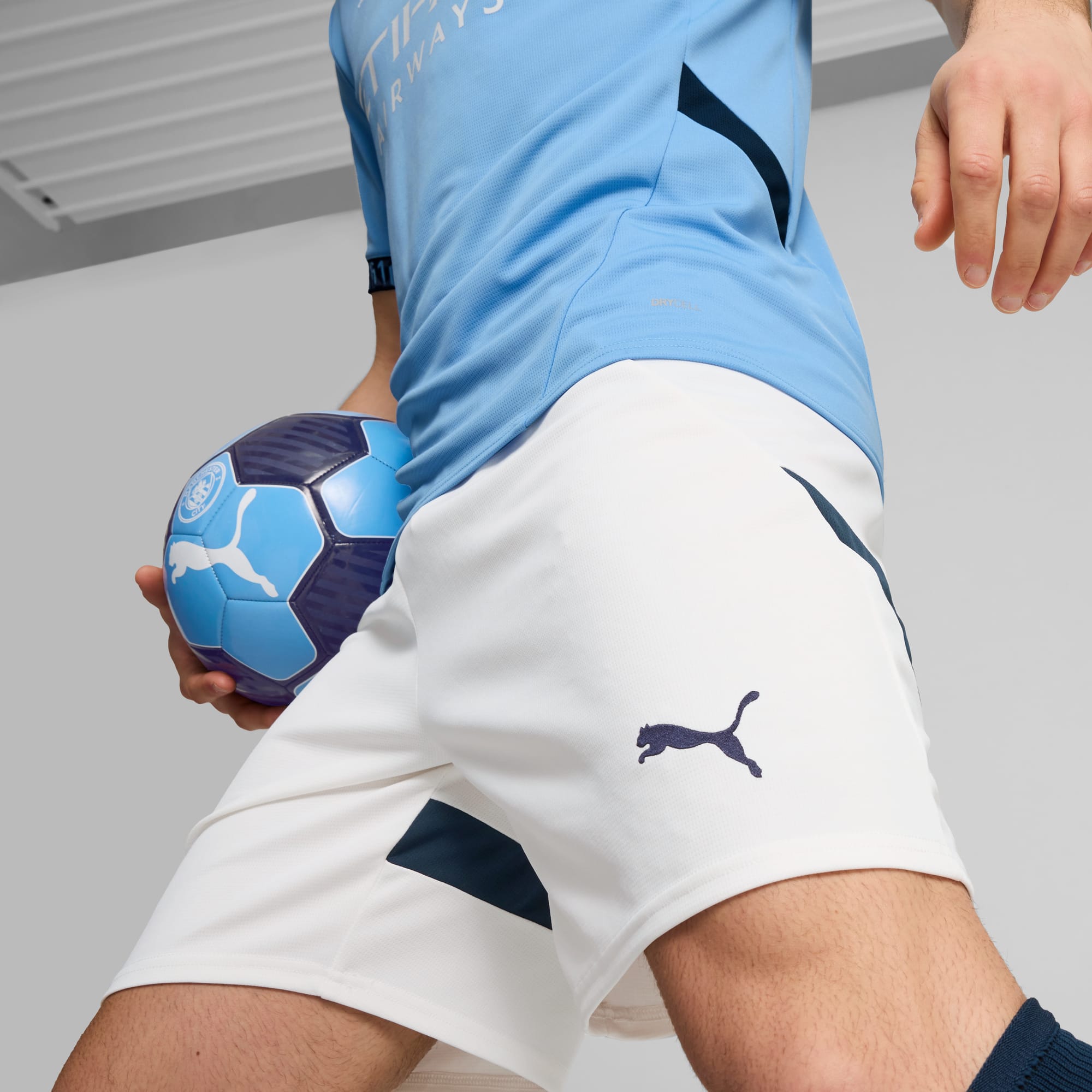 Manchester City 24 25 Men s Replica Soccer Shorts PUMA