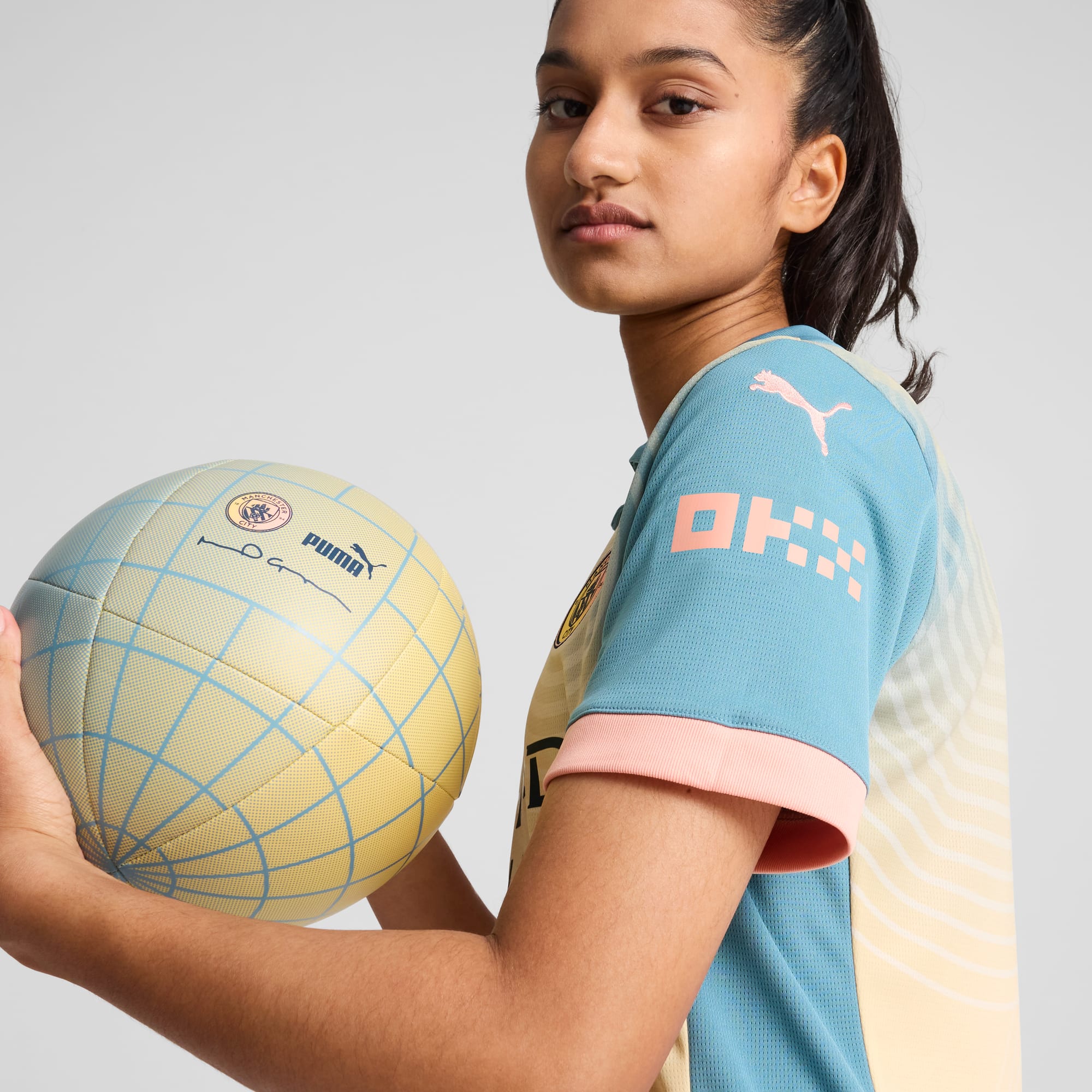 Manchester City 24 25 Replica Fourth Women s Soccer Jersey PUMA