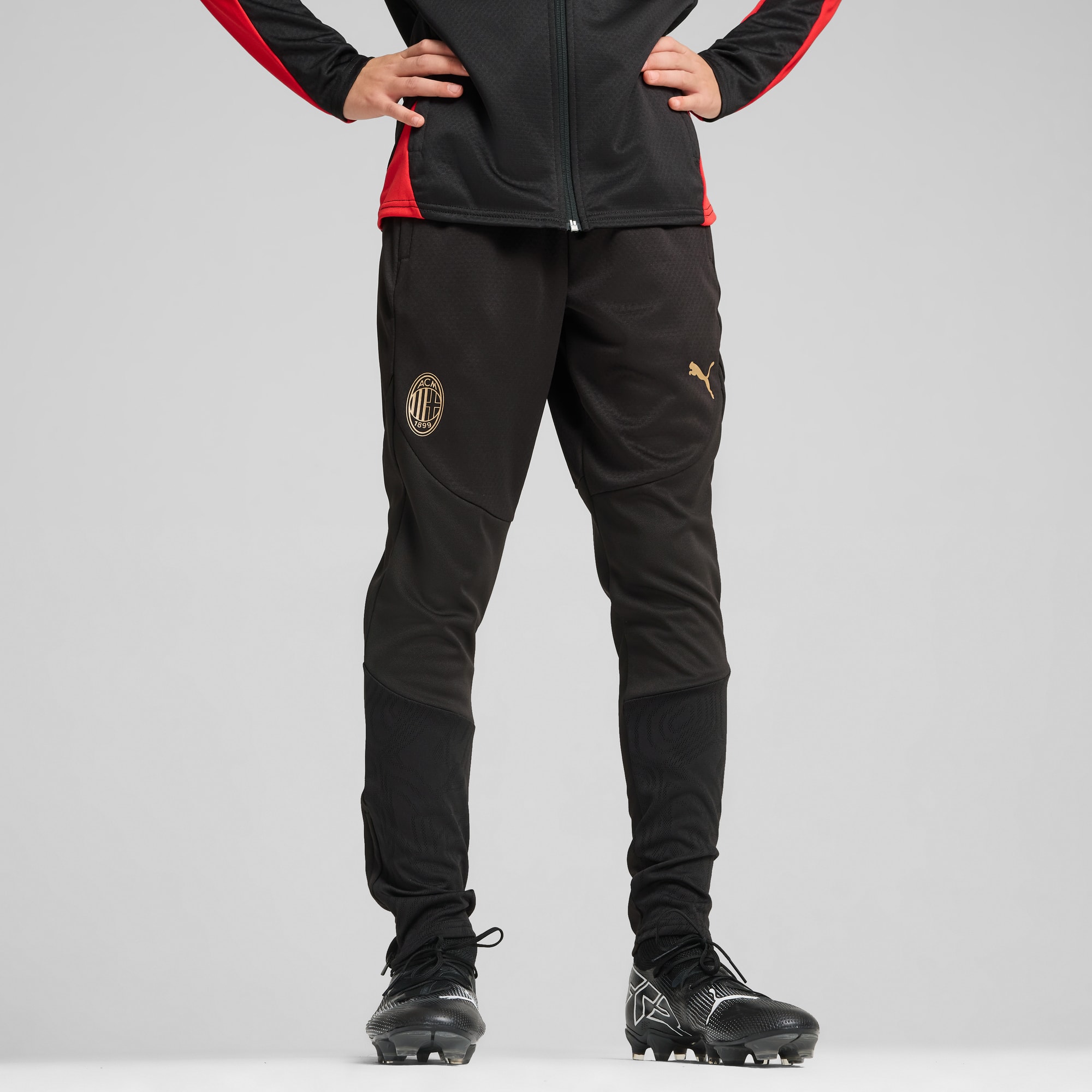 Puma essentials zip training pant sale