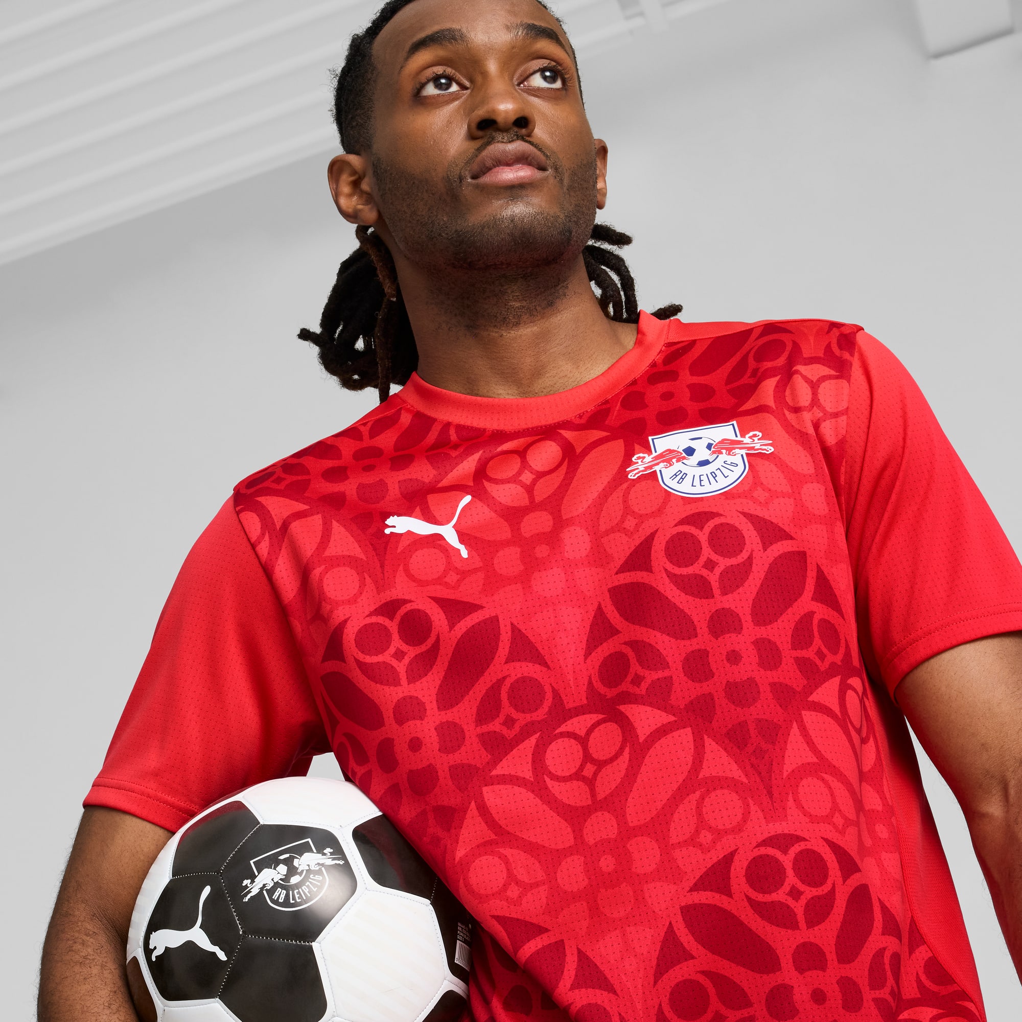 RB Leipzig Pre-match Short Sleeve Jersey Men, For All Time Red-Club Red, large