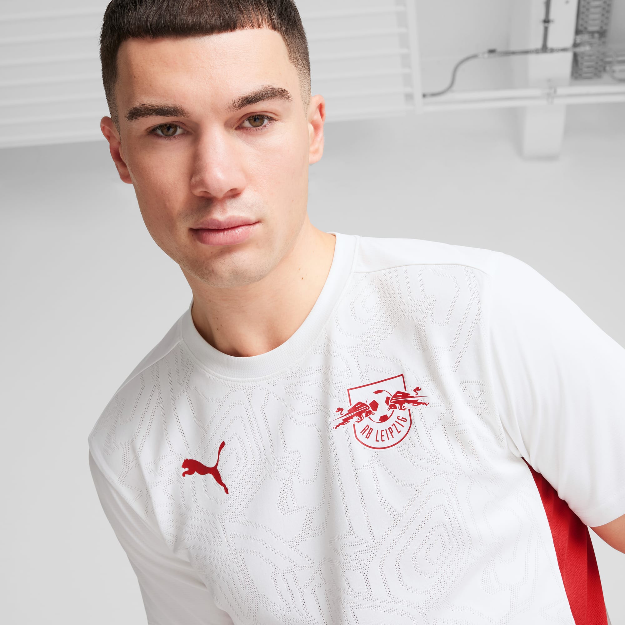 RB Leipzig Training Jersey Men, PUMA White-Club Red, large