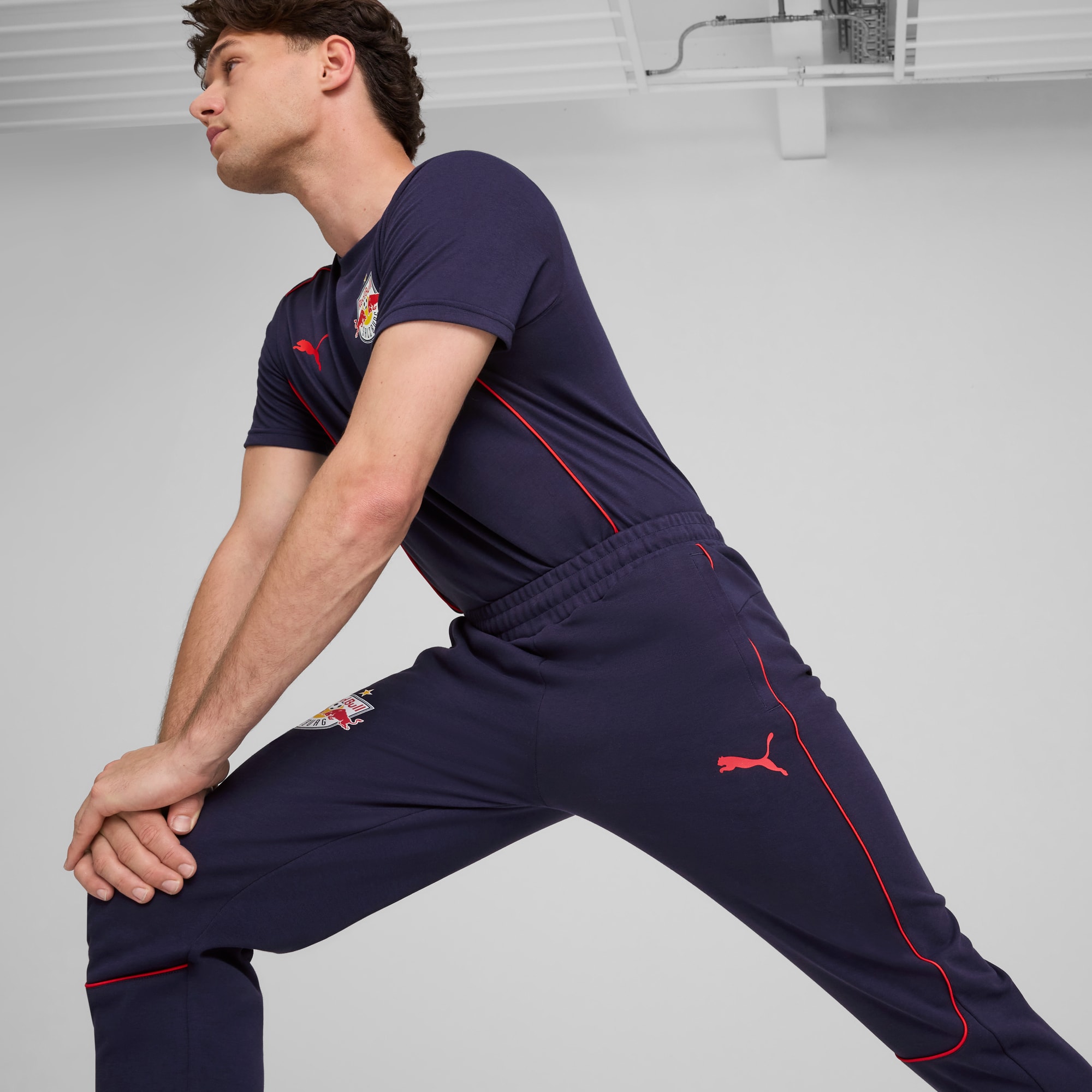 Pantalon Casuals FC Red Bull Salzburg Homme, PUMA Navy-PUMA Red, large