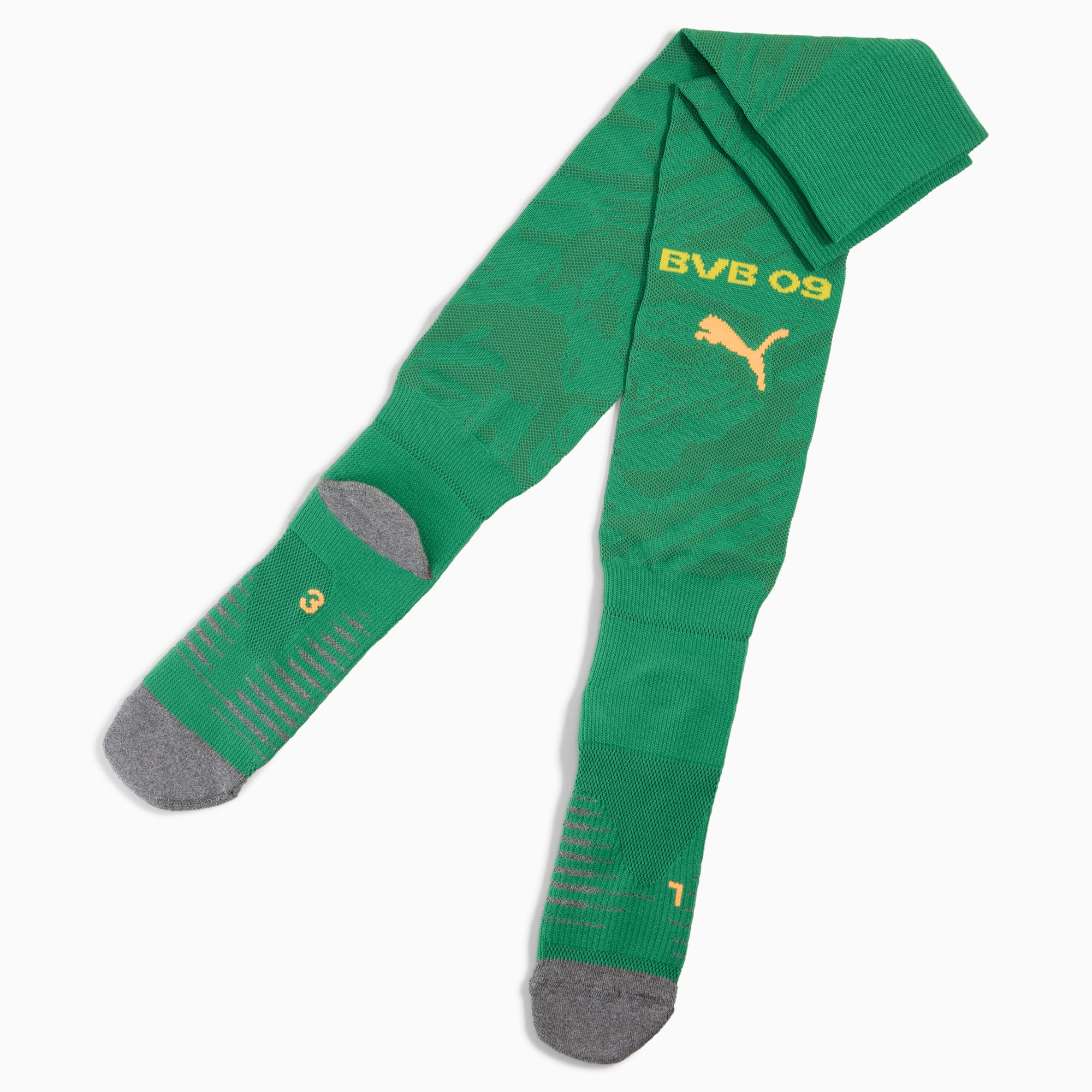 Grüne PUMA Fußballsocken mit 'BVB 09'-Logo und grauer Spitze und Ferse.