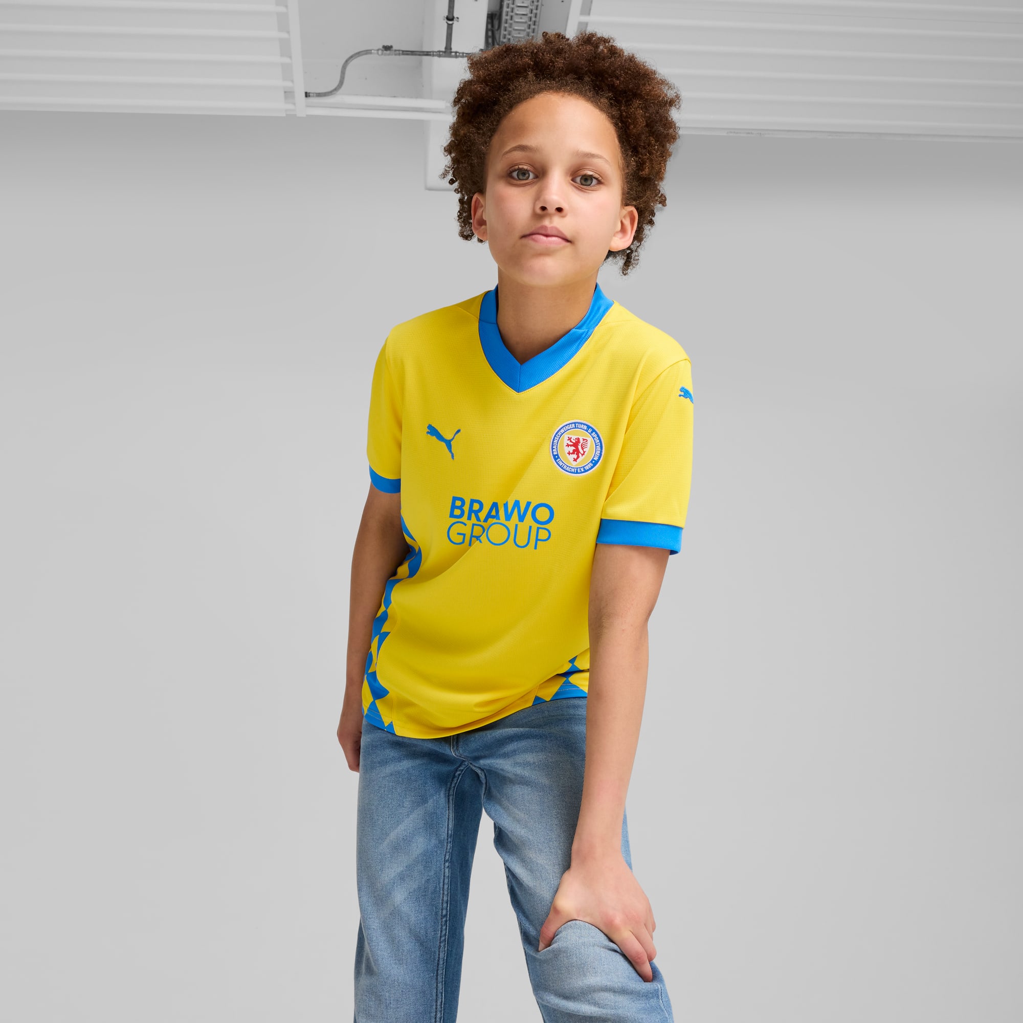 Eintracht Braunschweig 24/25 Home Jersey Youth, Faster Yellow-Ignite Blue, large