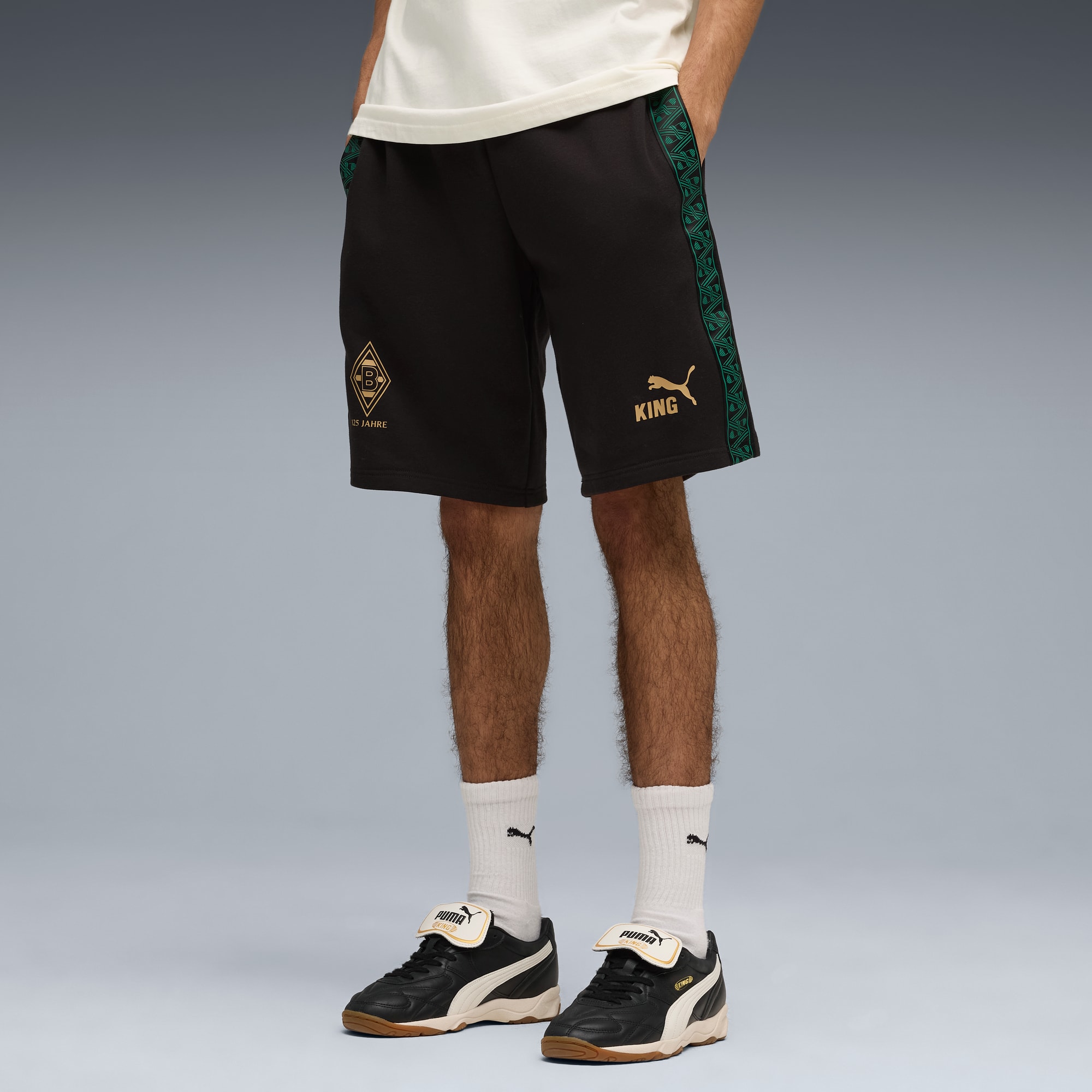 Borussia Mönchengladbach KING Shorts Herren, PUMA Black-PUMA Gold, large