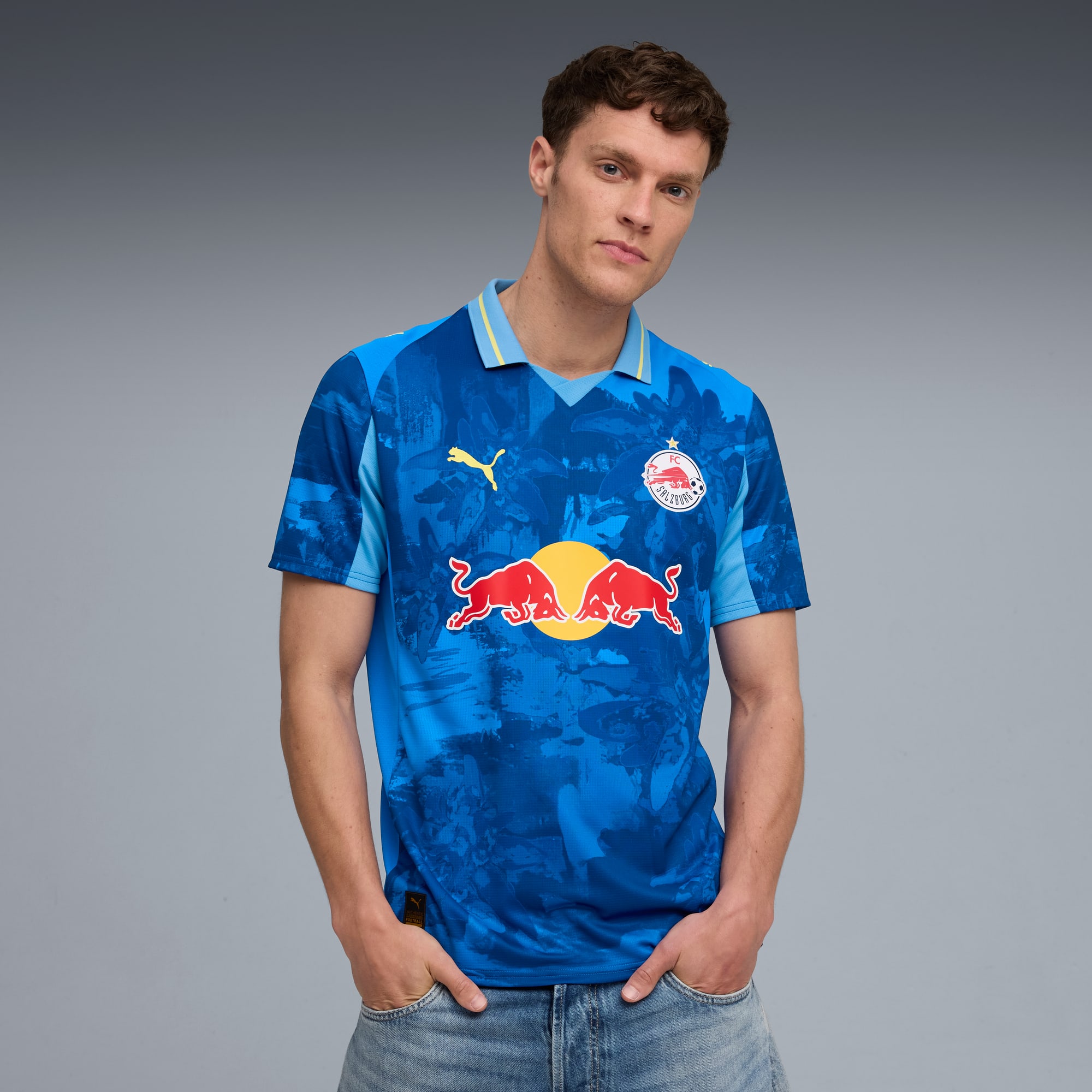 100％本物保証！ KIDSUPER x PUMA | Men Jersey SALZBURG BULL RED FC ウェア