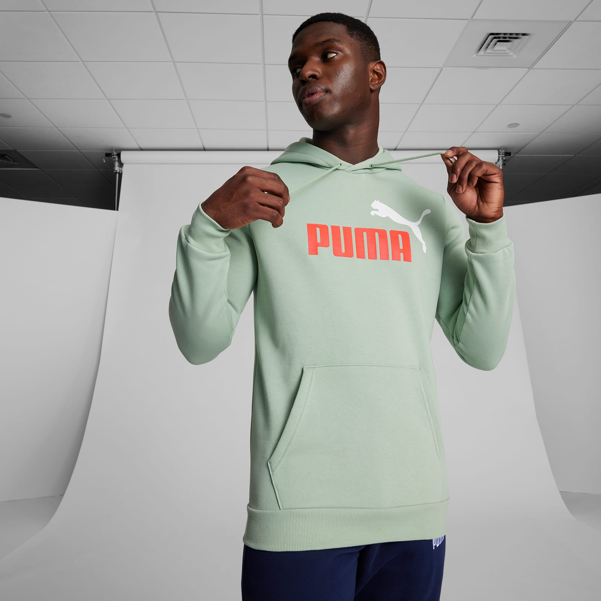 PUMA Mens Brand Love Crew Neck Sweatshirt Casual - White