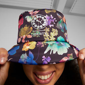 Sombrero tipo pescador PUMA x LIBERTY, PUMA Black-Floral AOP, extralarge