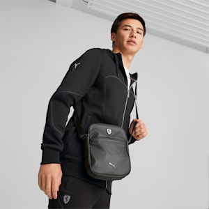ユニセックス フェラーリ SPTWR スタイル ポータブル 1.8L, PUMA Black