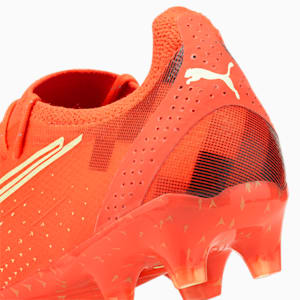 メンズ ウルトラ アルティメット FG/AG サッカー スパイク, Fiery Coral-Fizzy Light-Puma Black
