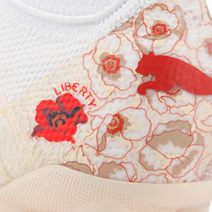 Chaussures de soccer avec crampons PUMA x LIBERTY FUTURE 1.4 FG/AG Femme, Puma White-Pristine