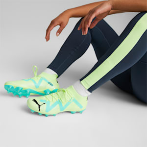 FUTURE Match FG/AG Football Boots Women, Fast Yellow-PUMA Black-Electric Peppermint