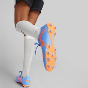 Tacos de fútbol para mujer FUTURE Play FG/AG, Blue Glimmer-PUMA White-Ultra Orange, extralarge