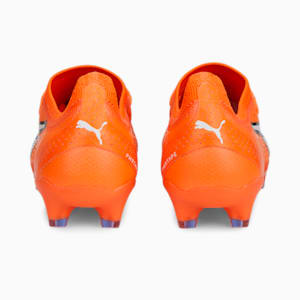 Tacos de futbol ULTRA ULTIMATE FG/AG para mujer, Ultra Orange-PUMA White-Blue Glimmer