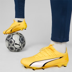 ULTRA ULTIMATE FG/AG Unisex Football Boots, Yellow Blaze-PUMA White-PUMA Black, extralarge-IND