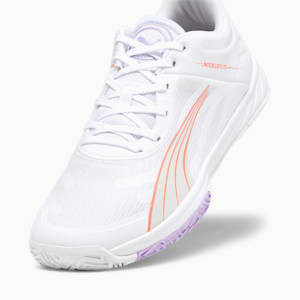 Zapatos deportivos de interior Accelerate Turbo W+ para mujer, PUMA White-Fire Orchid-Vivid Violet-Sedate Gray, extralarge