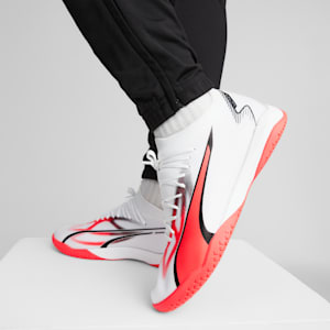 Tacos de fútbol ULTRA MATCH IT para hombre, PUMA White-PUMA Black-Fire Orchid, extralarge