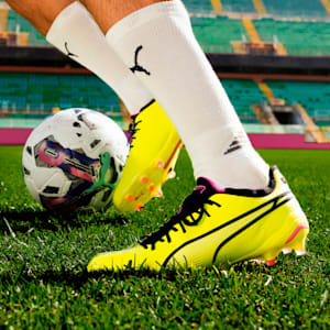 Tacos de fútbol KING ULTIMATE FG/AG, Electric Lime-PUMA Black-Poison Pink, extralarge